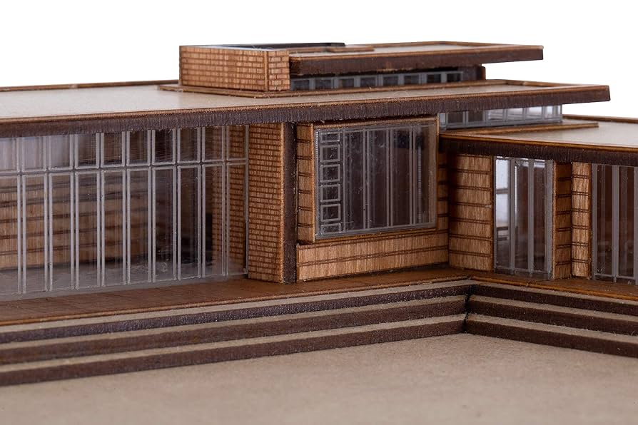Amazon | Frank Lloyd Wright Usonian ハウススケールモデル