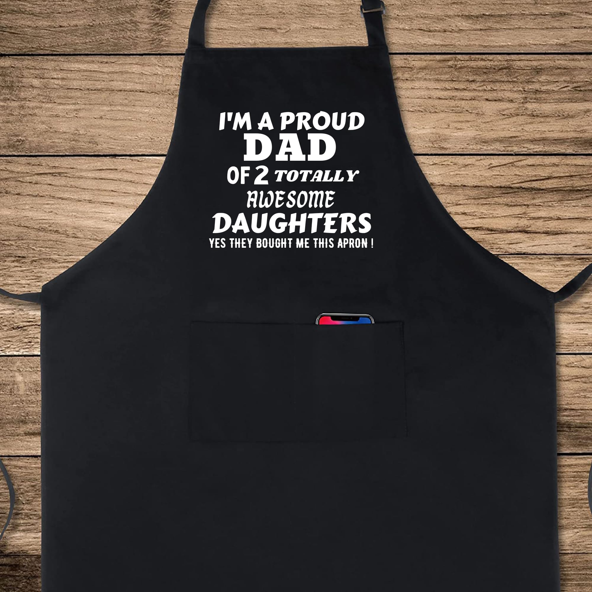Delantal divertido con texto en inglés "Proud Dad Of Two Totally Awesome Daughters" para barbacoa, para cumpleaños, día del padre, Navidad, día de San Valentín, regalos para papá, marido,