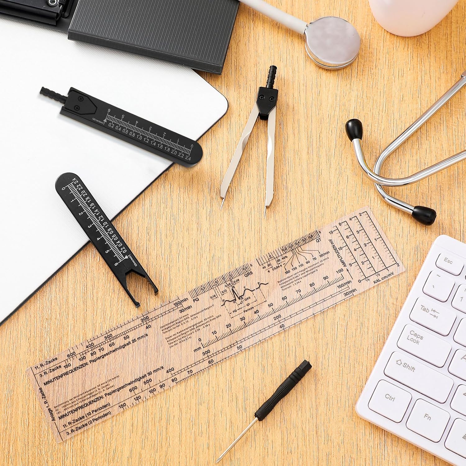 Tondiamo 2 Pack EKG Calipers EKG Ruler Card Combination Set ECG Drafting Electrocardiographs Measuring Tool for Doctors, Nurses, Medical Student(Black and Clear)