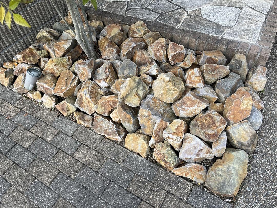 岐阜県産 チャート石 割栗石 100-150mm 700kg前後 20km以内配達無料 2