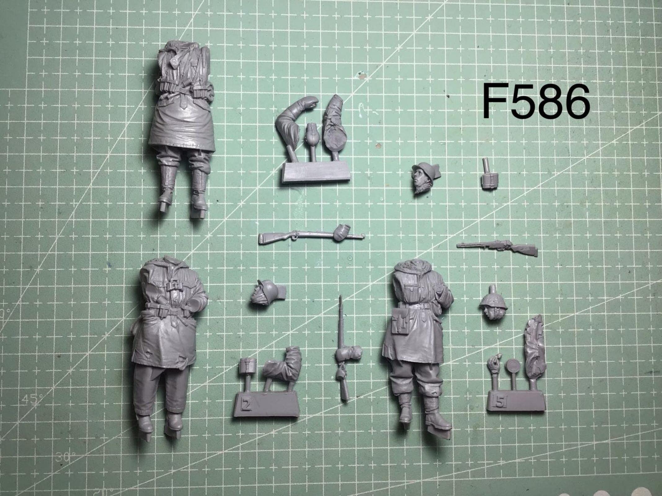 Figurine Soldat Allemand WW2 – échelle 1:35, En Résine Non Peinte – Modèle à Peindre
