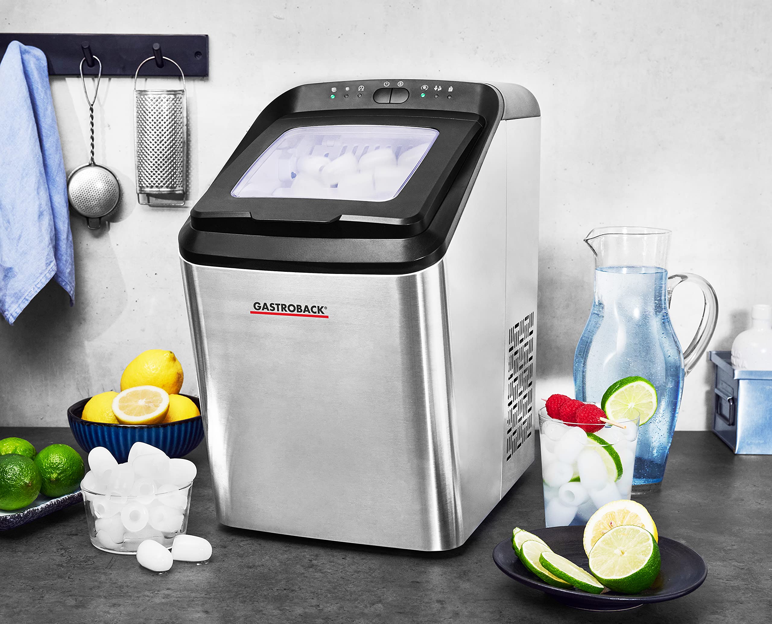 GASTROBACK 41143 Bartender Pro kostkarka do lodu, 9 kostek lodu na cykl (7 – 15 min), zbiornik na wodę 2,8 litra, cichy, wysokowydajny kompresor bez freonu, kolor czarny, srebrny