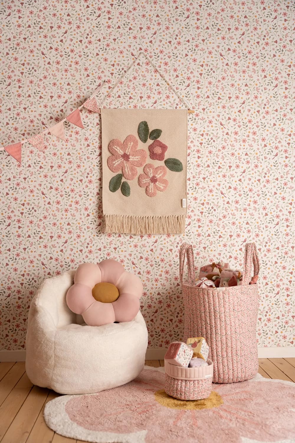 Little Dutch Kissen Kuschelkissen in Blumenform - Kinderkissen Strick - Dekokissen für Baby- & Kinderzimmer - für Mädchen - Fairy Garden rosa