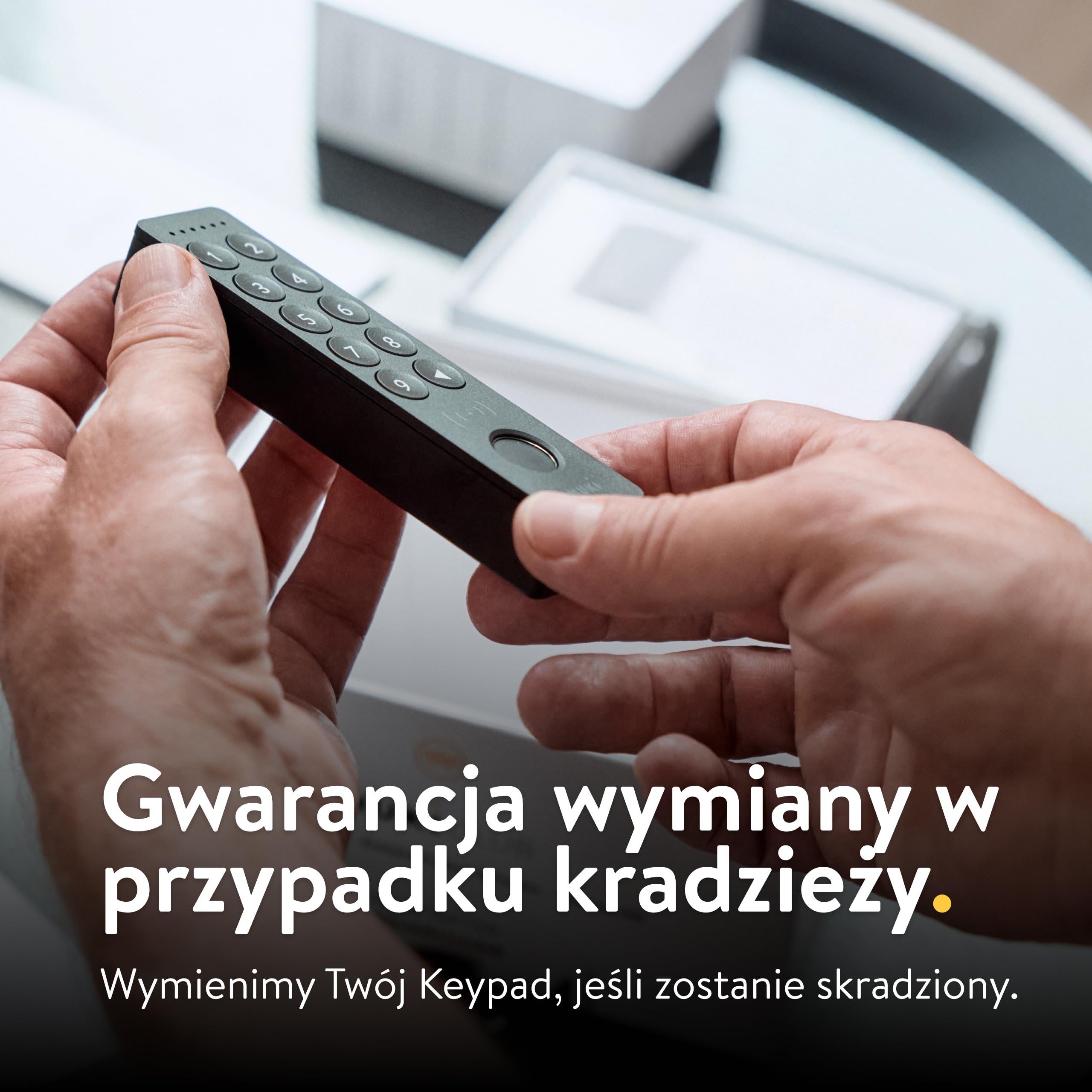 Nuki Keypad 2 NFC (2026) - Otwieraj drzwi kluczem do domu Apple, NFC, odciskiem palca lub 6-cyfrowym kodem. Keypad Bluetooth z Matter do wygodnego, bezkluczykowego dostępu z Nuki Smart Lock