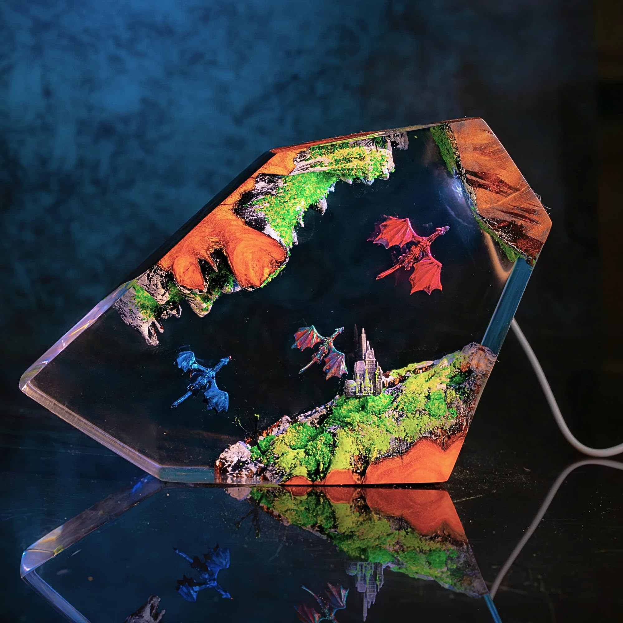 Lampe en résine Dragon - Veilleuse fantaisie avec 16 LED colorées, lampe de bureau Dragon alimentée par USB avec base en bois et télécommande