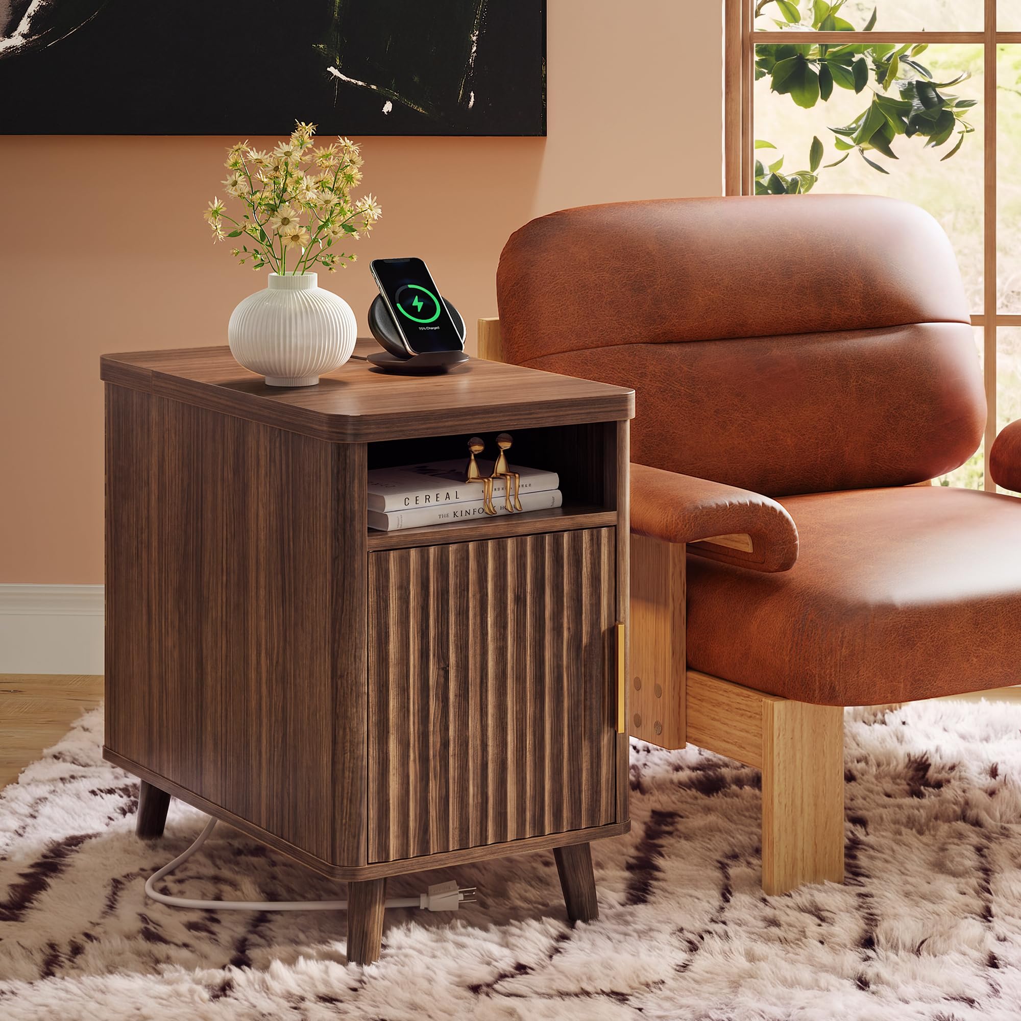 ギャレットインテリア　ナイトテーブル　passion night table Amazon.com: Huuger Narrow End Table with Charging Station, USB-C