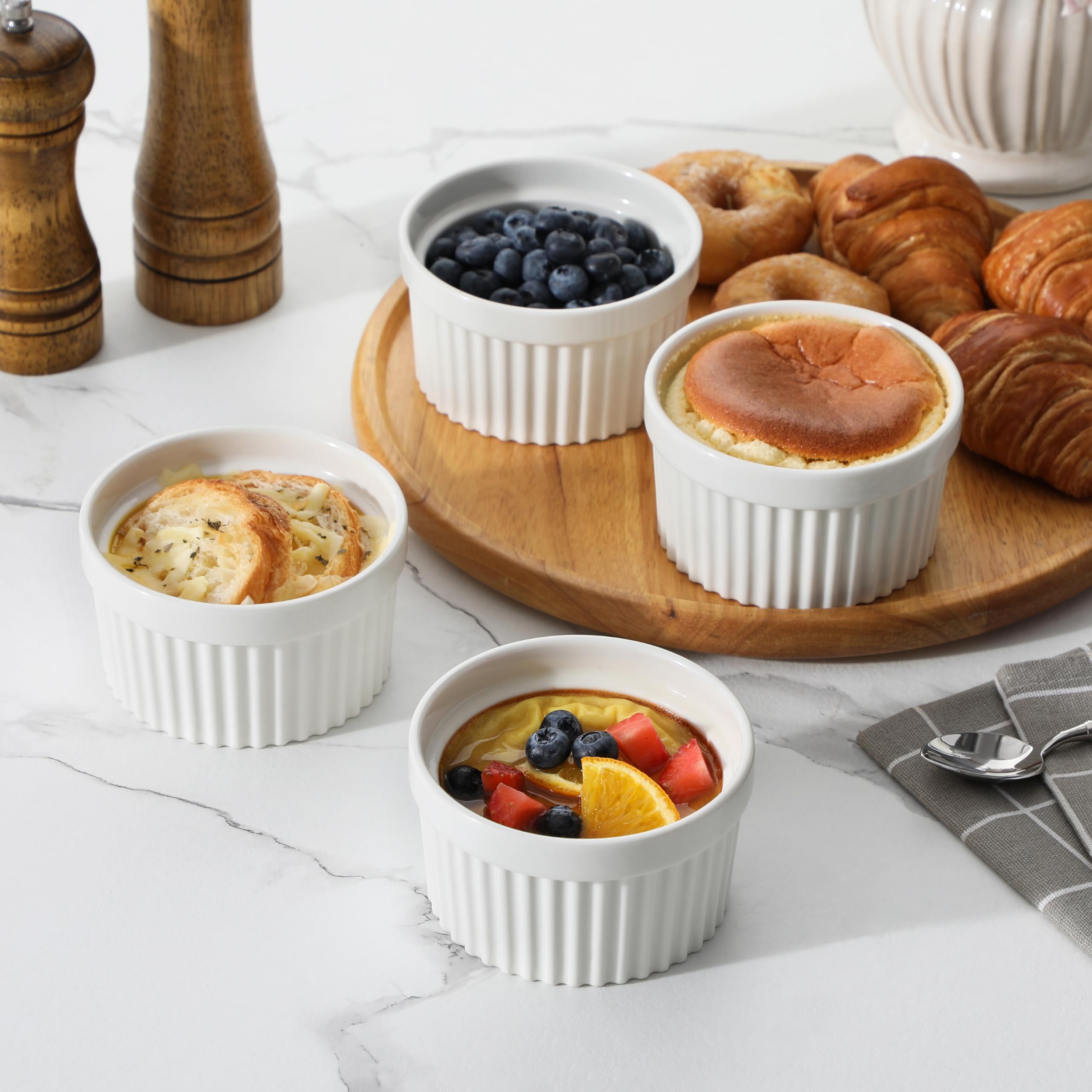 MALACASA Lot de 6 Petit Ramequins Four en Porcelaine, Ramequins Individuels en Céramique pour Soufflés Crème Brulée Muffins Cupcakes Puddings, 320ml, Blanc Ivoire