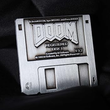 Amazon.co.jp: DOOM フロッピーディスク 限定版 ピンバッジ – ファンや