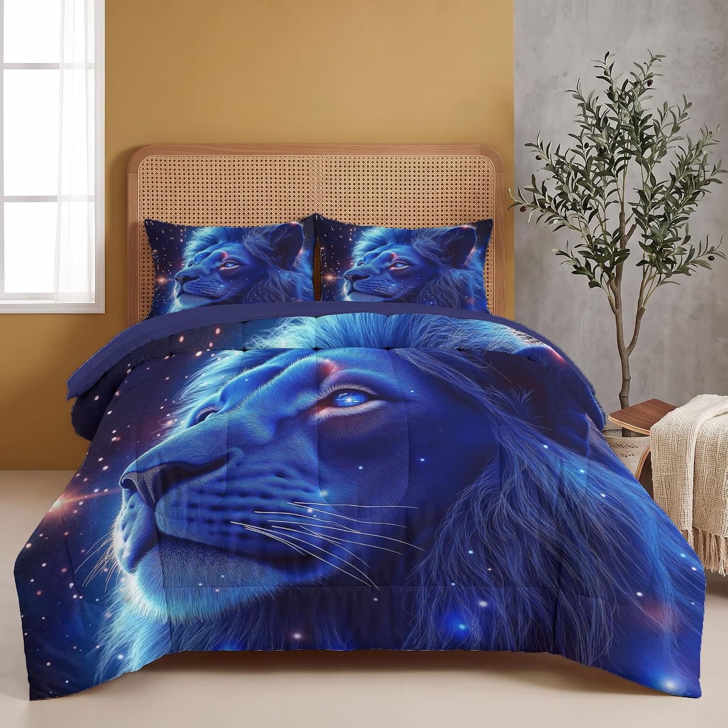 Fantasy Animals Quilt King Size Indigo Quilt Bedding Set | 3 Pieces Soft Lightweight Microfiber Leo Bedspread Coverlet Set for All Season, 104"X90"