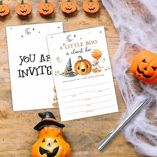 Miniatura 3 de A Little Boo Is Casi Due – 25 invitaciones de baby shower con sobres, calabaza de Halloween y sombrero de mago invitaciones para revelación de