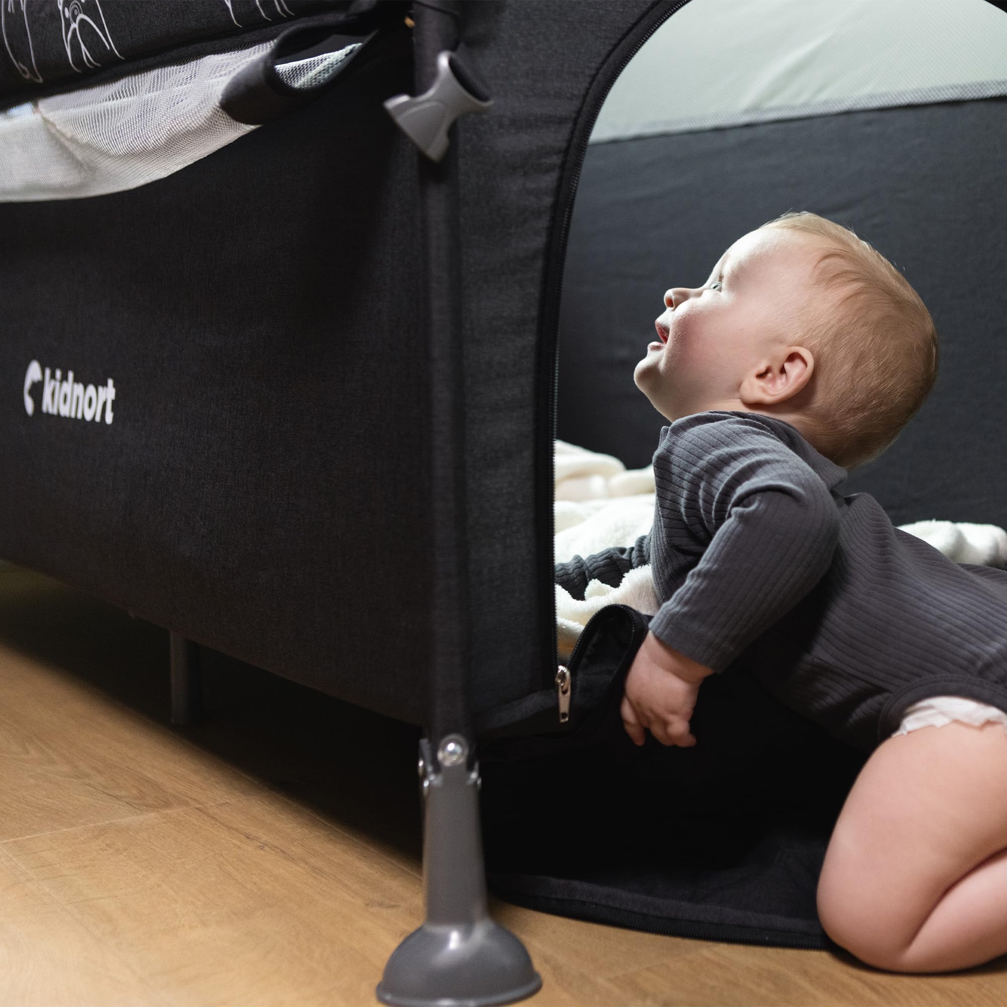Livsmiljö Reisebett Babybett 3 in 1 Beistellbett Laufstall klappbar mit 2 Ebenen Seiteneinstieg Rollen mit Bremse Transporttasche kompakt faltbar für Zuhause und Reise Hellgrau