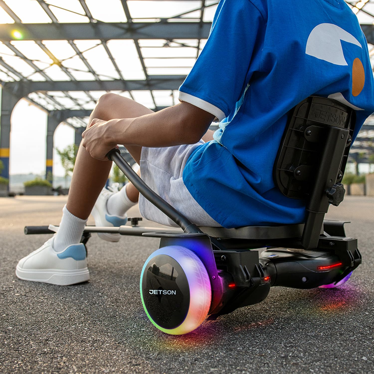 Jetson JetKart JKAR30-BLK – Fixation universelle pour hoverboard 3.0, pneu de 10,2 cm, repose-pieds réglable qui s'adapte à la plupart des hauteurs, à partir de 12 ans, noir