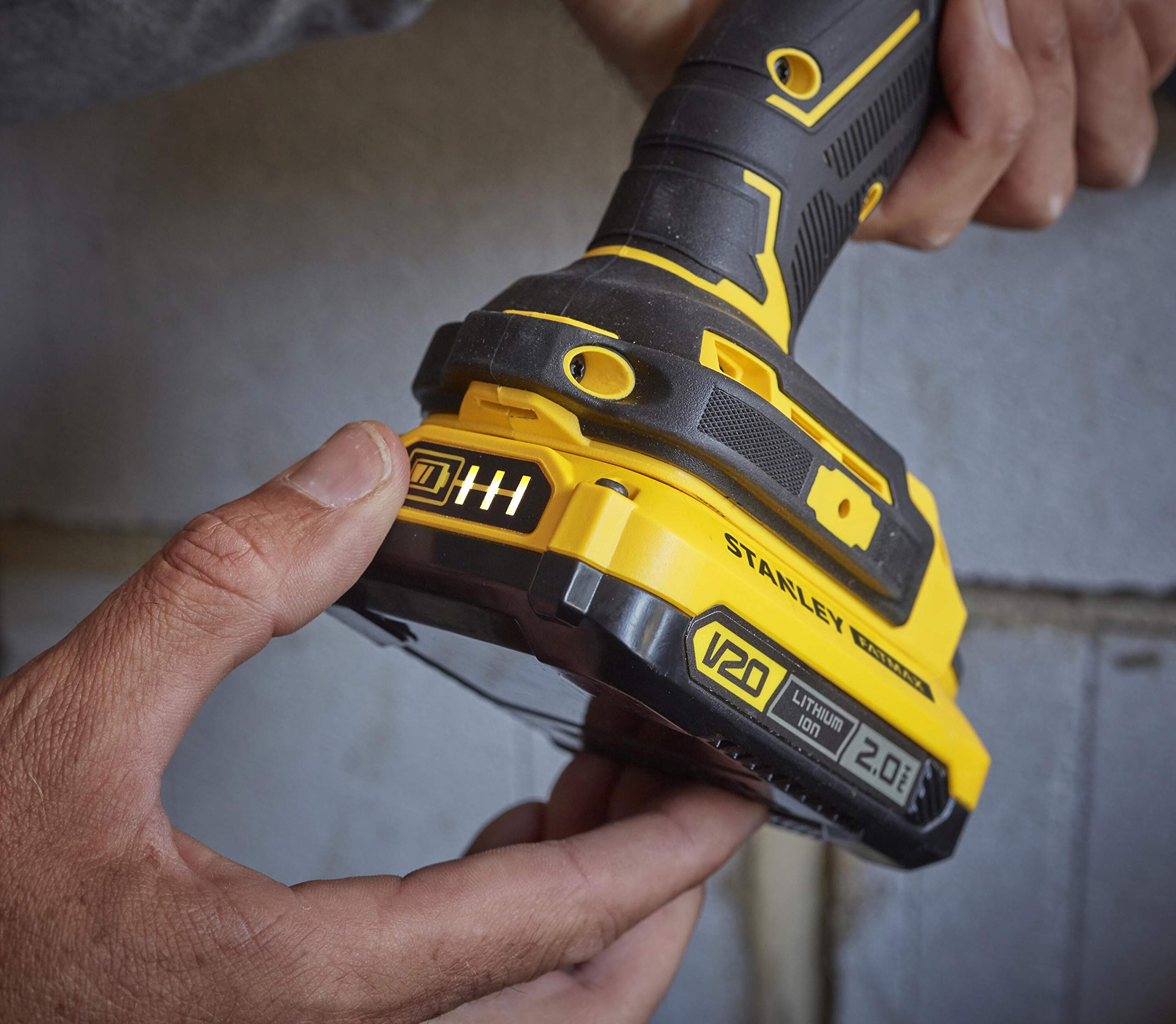 STANLEY FATMAX Taladro Percutor Sin Cable V20 (18V), Motor Sin Escobillas, 80Nm, 2 Baterías 2Ah, Cargador, Maletín, Portabrocas Metálico 13mm, 14 Posiciones de Par, SFMCD721D2K-QW