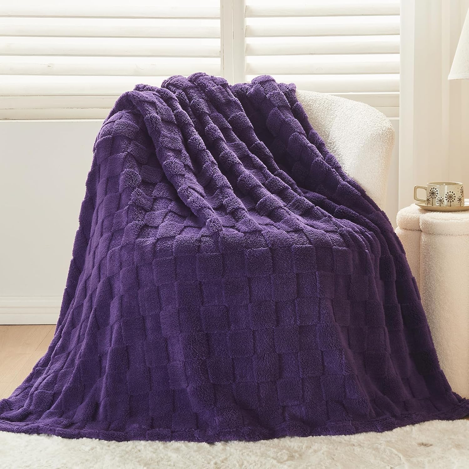 NEWCOSPLAY Super Soft Throw Blanket Purple Premium Silky Flannel Fleece 3D Checkered Lightweight Bed Blanket All Season Use (Purple Checkered, Throw(50"x70")) - Image 4