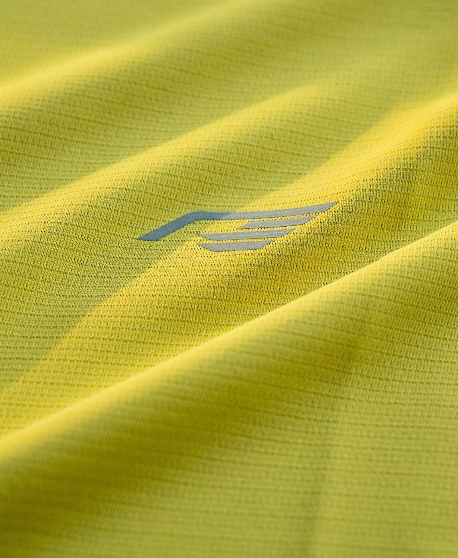 Camisetas de rendimiento para hombre, manga corta, ajuste atlético, absorbe la humedad, secado rápido, para gimnasio, correr, ropa deportiva