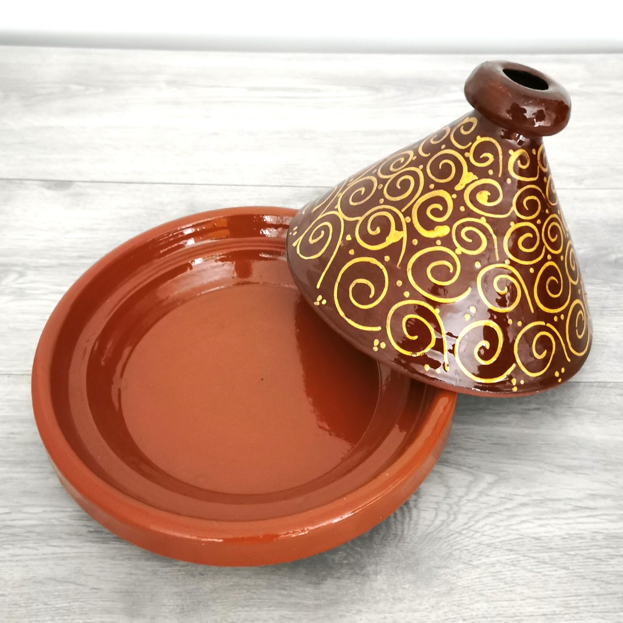 Marokkanische Tajine, Kochtopf, Gartopf, Schmortopf aus Marokko Glasiert, für 2-4 Personen, Original Tontopf handgetöpfert aus Marrakesch