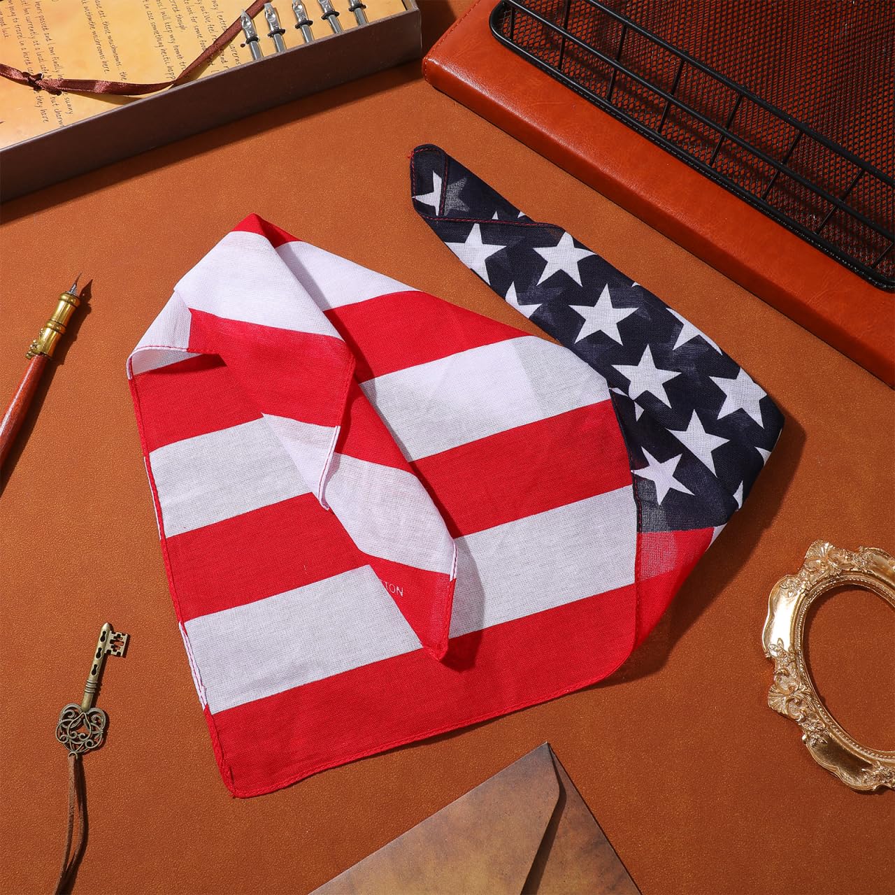 PRETYZOOM Copricapo Piccolo Foulard Bandana Con Bandiera Nazionale 21.6 Pollici Scialle Unisex Per Uso Medico E Attività Outdoor Hip Hop Moda