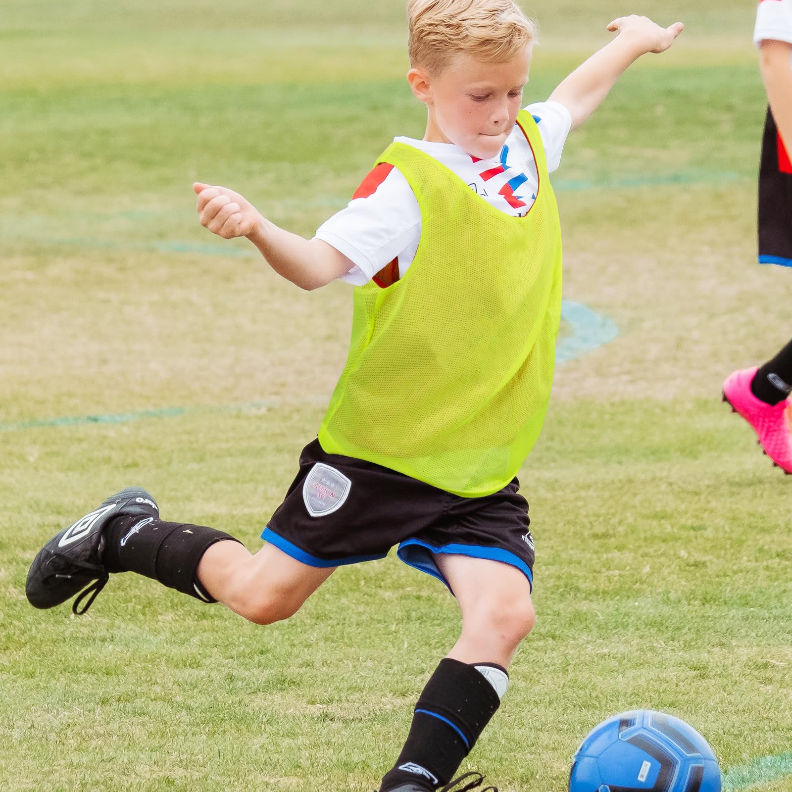 Linkidea Chaleco de equipo de fútbol de doble cara para niños de 6 a 12 años, pinnies reversibles para deportes y práctica (paquete de 12)