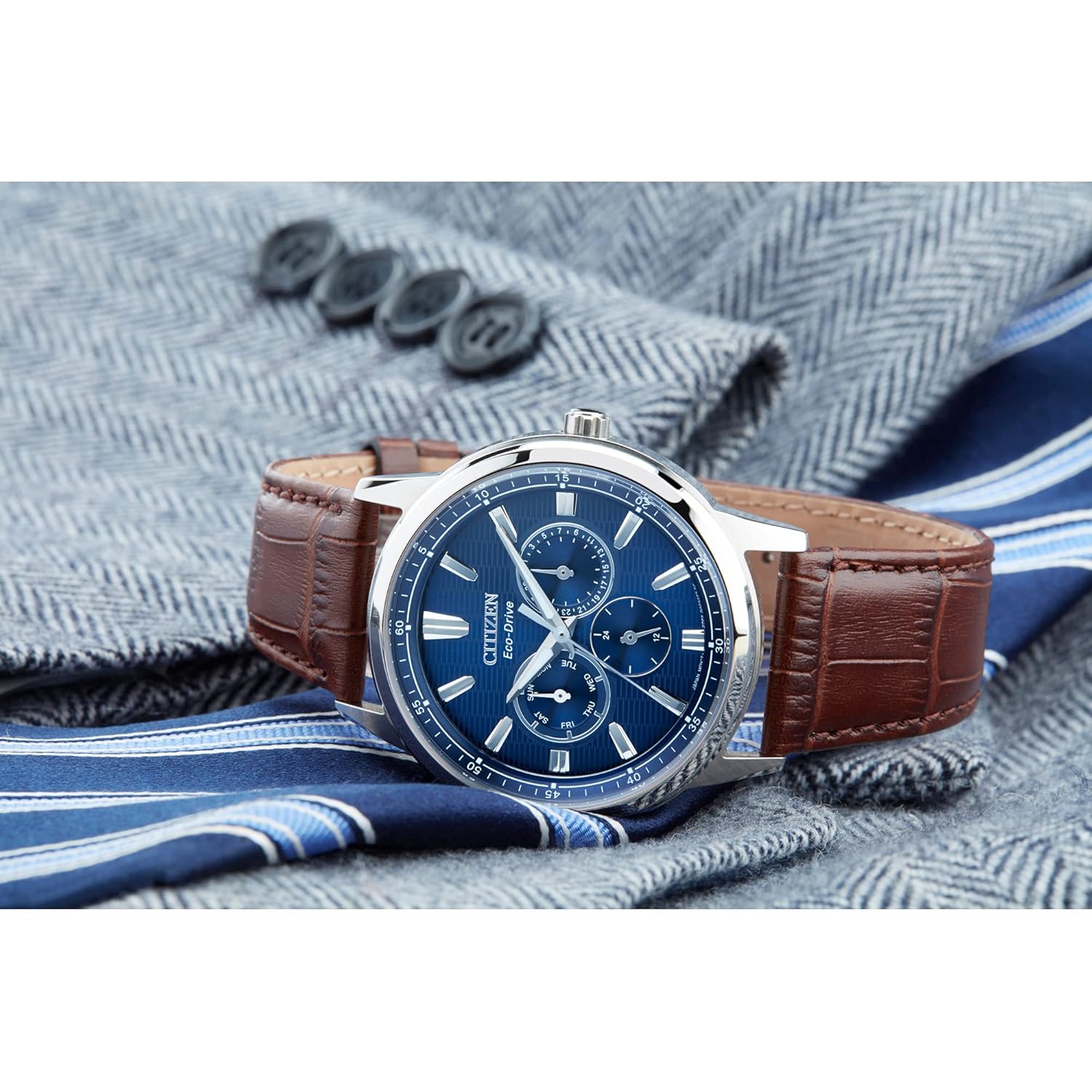Citizen Men's Eco-Drive Corso Classic Watch in Stainless Steel with Brown Leather Strap, Blue Dial (Model: BU2070-12L) - Image 4