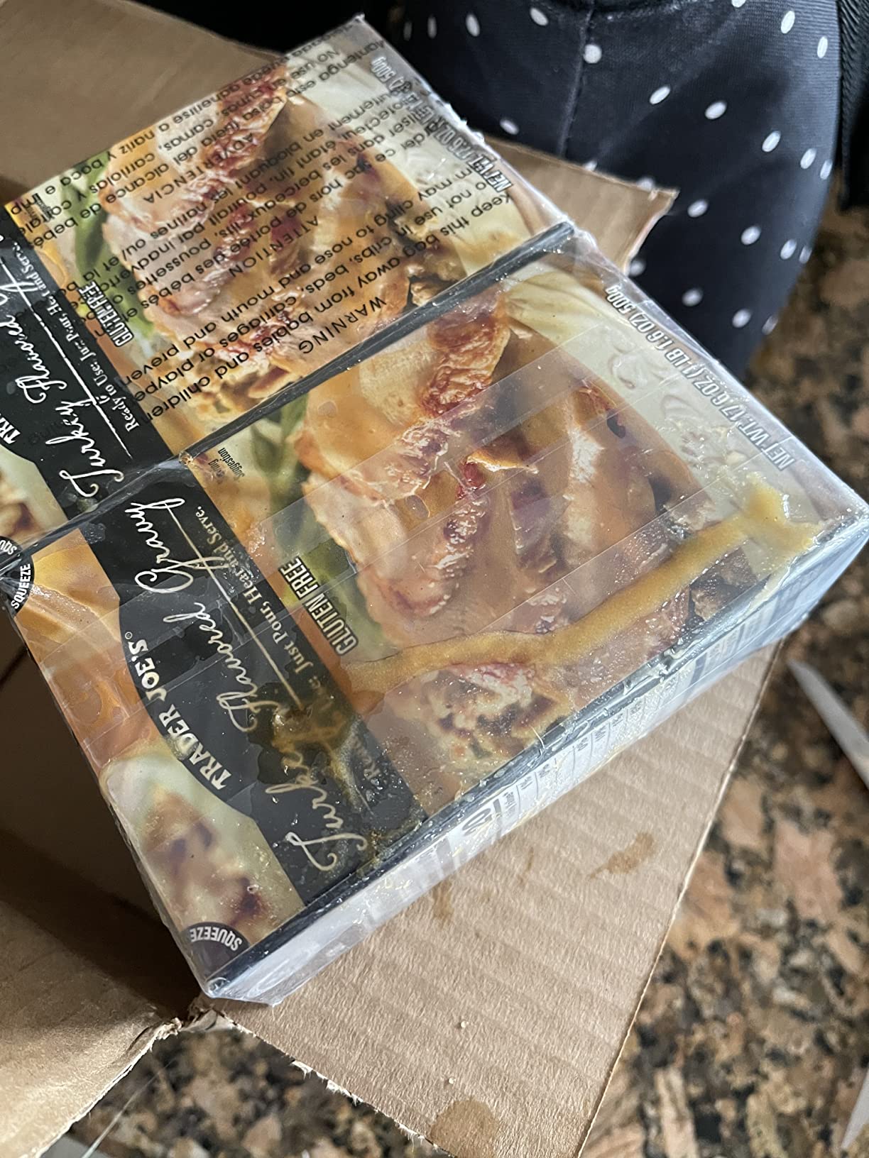 Trader Joe's Ready to Use Turkey Gravy (17.6 oz) 500g 2