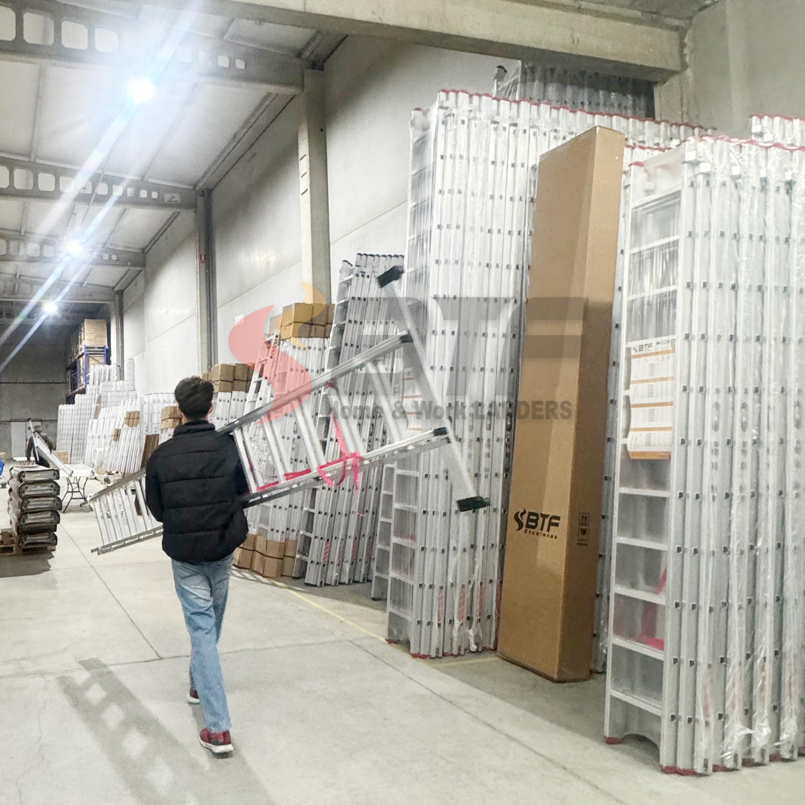 BTF | Escalera Plegable Aluminio Transformable 2 Tramos | Combinada 2 Secciones x 7 Peldaños, Escalera de Tijera y Extensible de Apoyo, Altura Apoyo 3,1m, Tijera 1,9m, Certificada EN131 Uso Doméstico