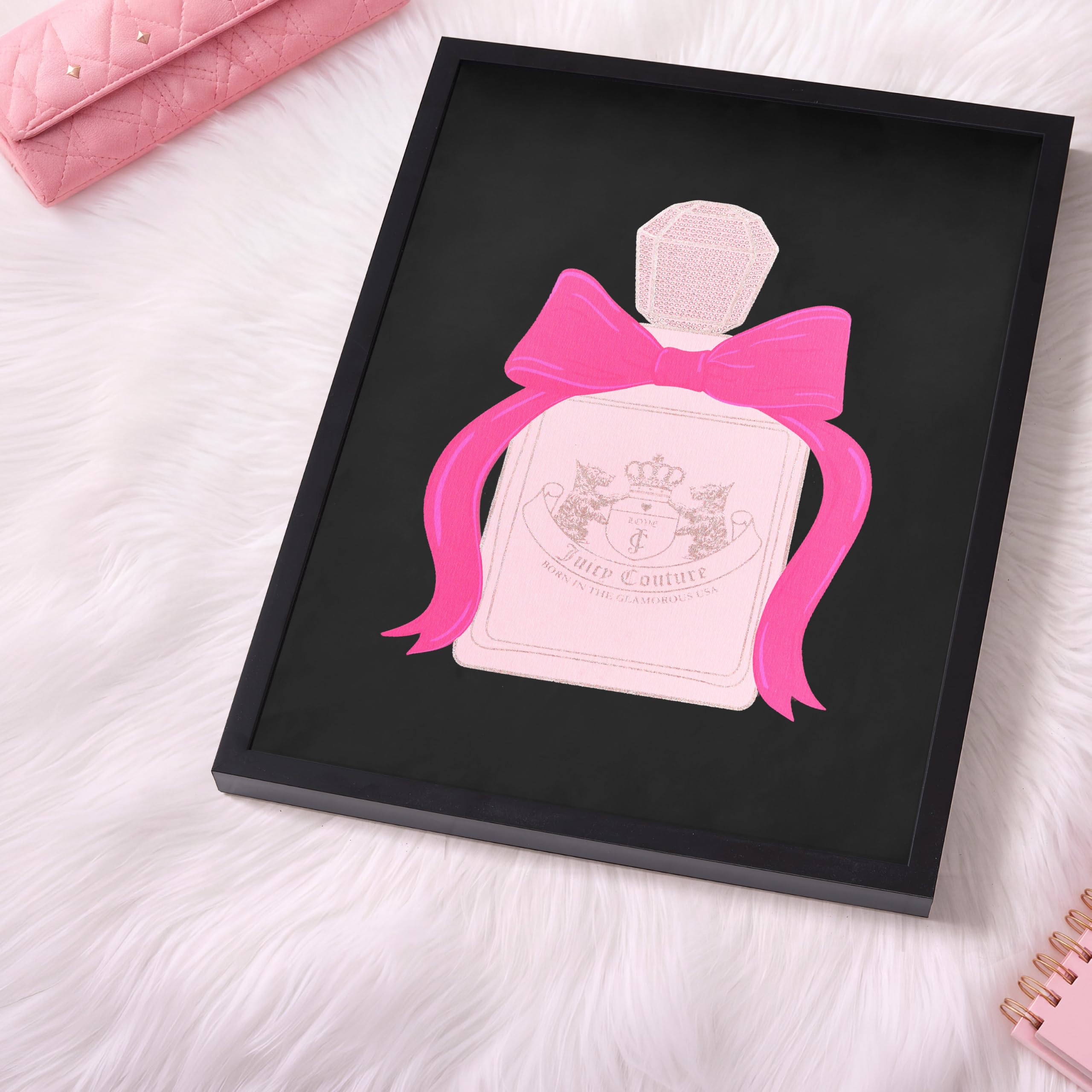 Juicy Couture Bottiglia di profumo Shadow Box Wall Art Nero 45,7 x 61 cm