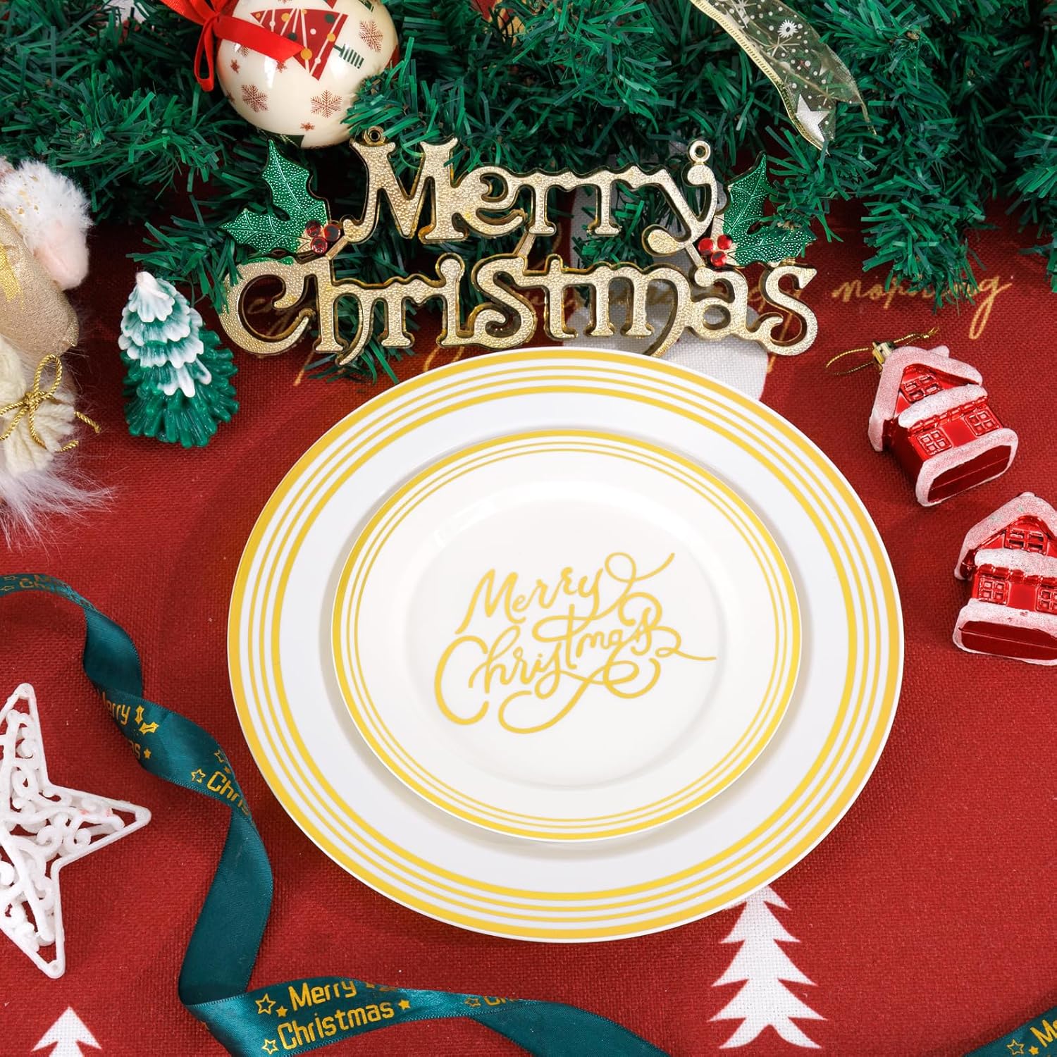 EI 60pcs Beige Disposable Plastic Dinner Plates with Gold Edge.Gold "Marry Christmas" Disposable Plate Heavy Industry Are Very Suitable for Christmas,New Year Parties,Family Dinners and Hotel Events. Beige Christmas Plastic Plates
