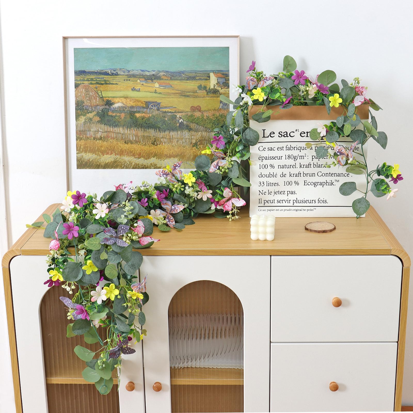 2 Piezas Guirnaldas de Flores Artificiales Decoracion, 5.68 pies Eucalipto Enredaderas Artificiales con Flores y Mariposa 3D, Plantas Artificiales Decorativas, Decoracion Pared, Hogar, Boda