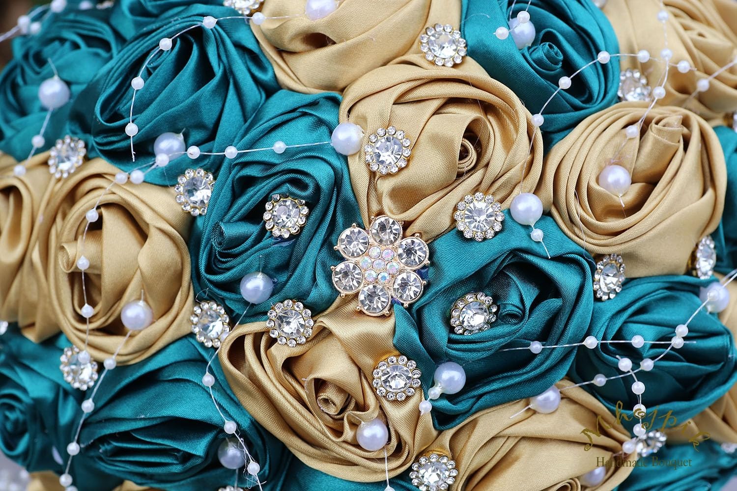 Bridal Wedding Bouquet Round Bling Brooch Bouquet Throw Toss Artificial Rose Flower Bunch for Bride Bridesmaid Wedding Quinceanera(Dark Green & Gold, 7.5")