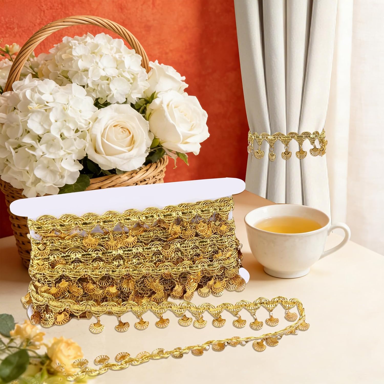 10 Yards Gold Fan Shape Sequin Tassel Trim, 1.57 Inch Width Sequins Lace Tassel Fringe Trim, Sequins Lace Ribbon Fringe for Dance Dress Belt Costume Handbags Decorations DIY Crafts Party Accessories