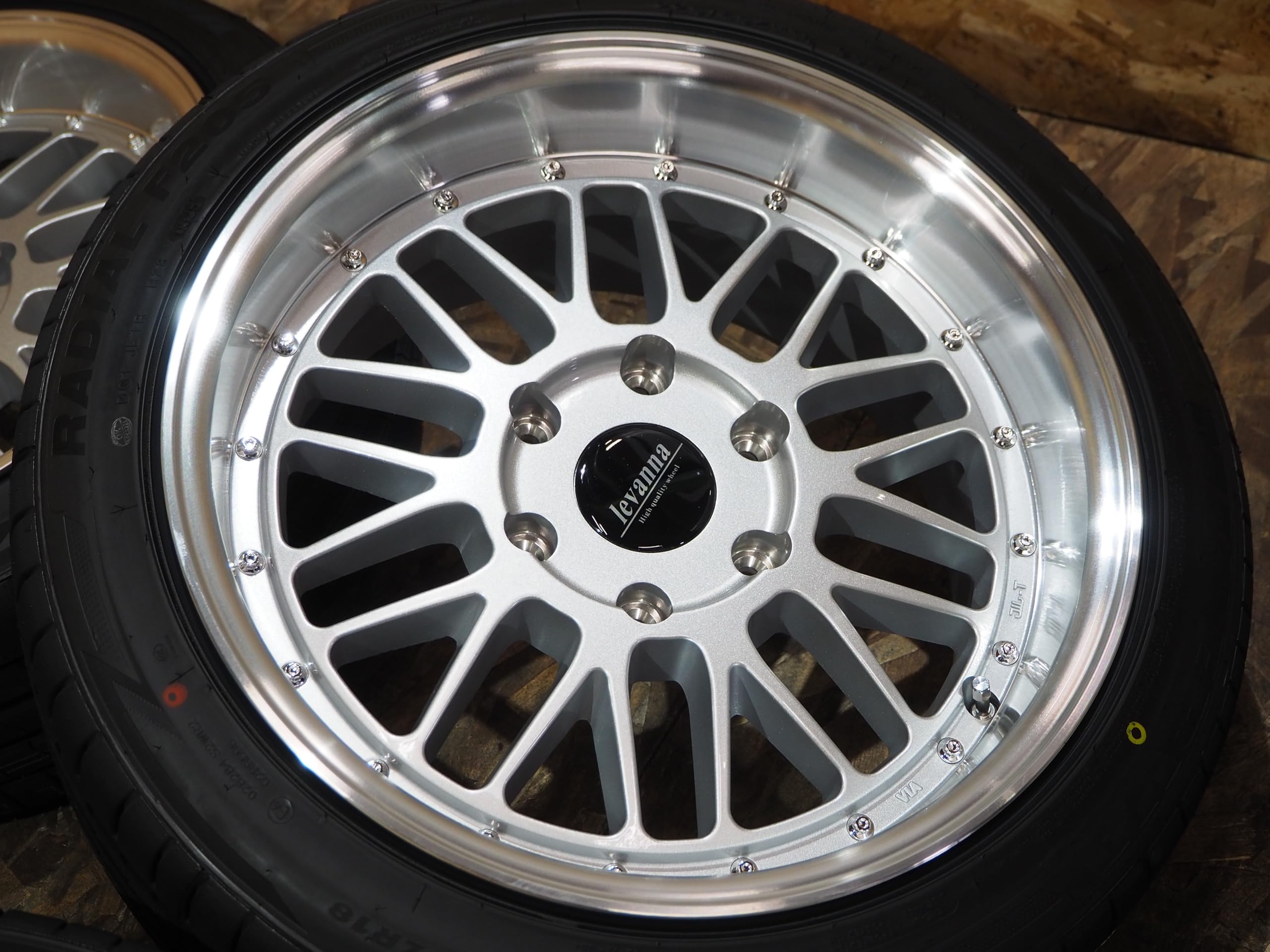 Amazon | 輸入タイヤ付き levanna V10 LTH レヴァンナ エルティー