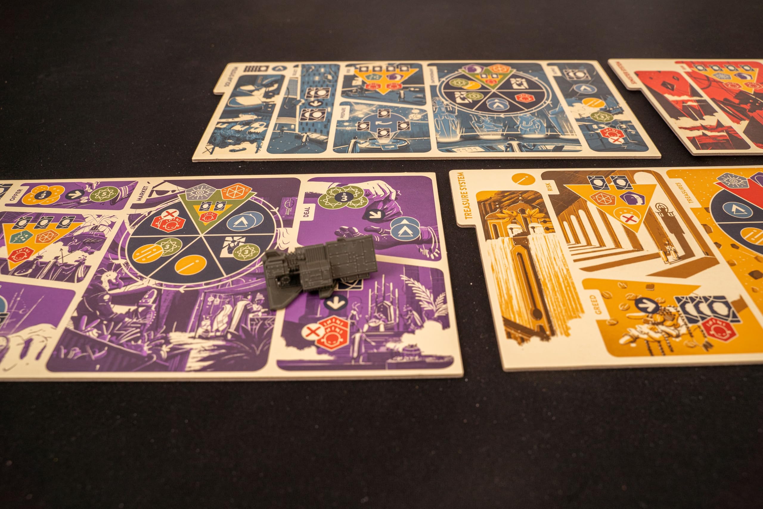 Bitewing Games | EGO | Gioco Da Tavolo Di Negoziato Aste Diplomazia Carte Tattiche | 2–5 Giocatori | 40–80 Minuti