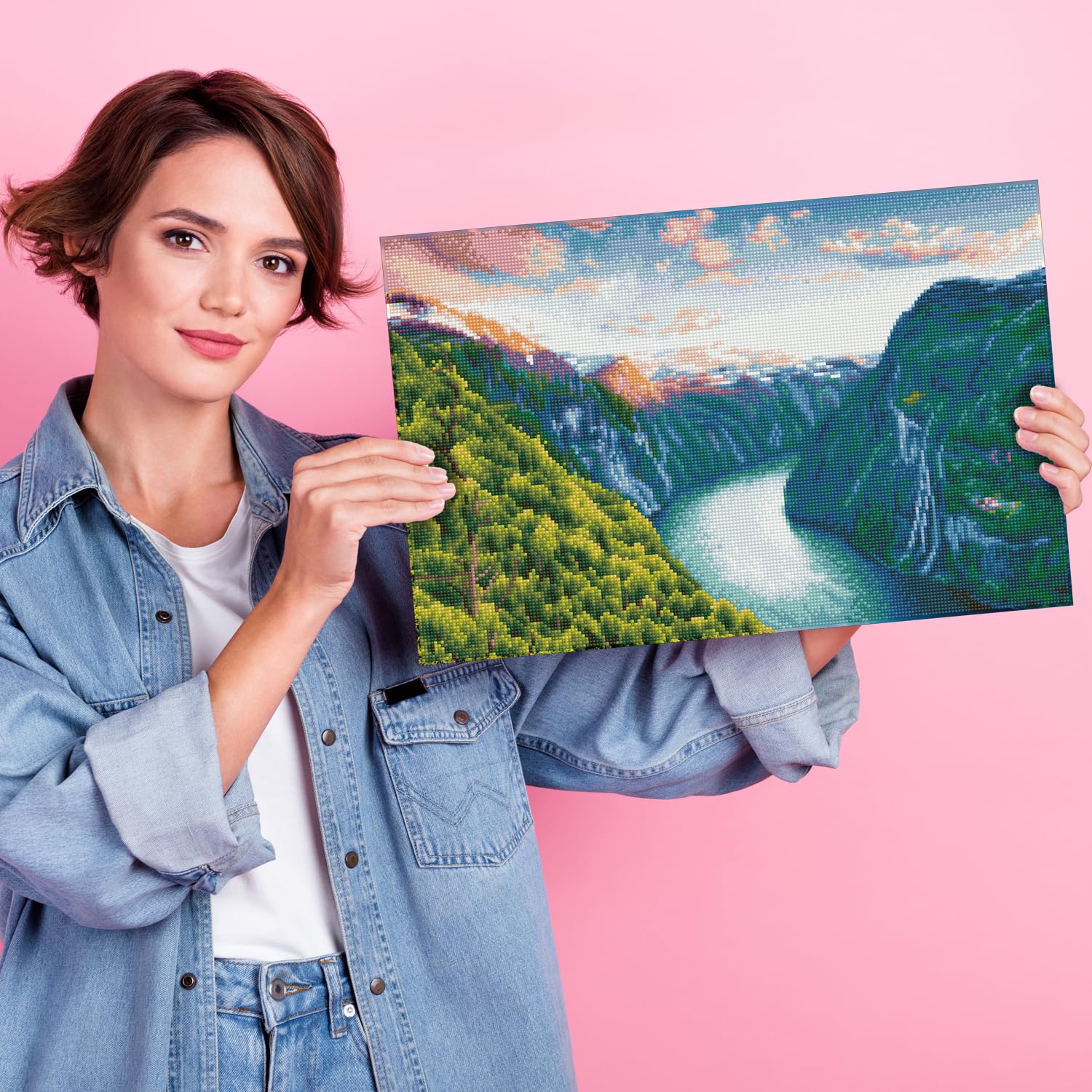 Amazon.com: DIAMOND DOTZ Mighty River Diamond Painting Kits for