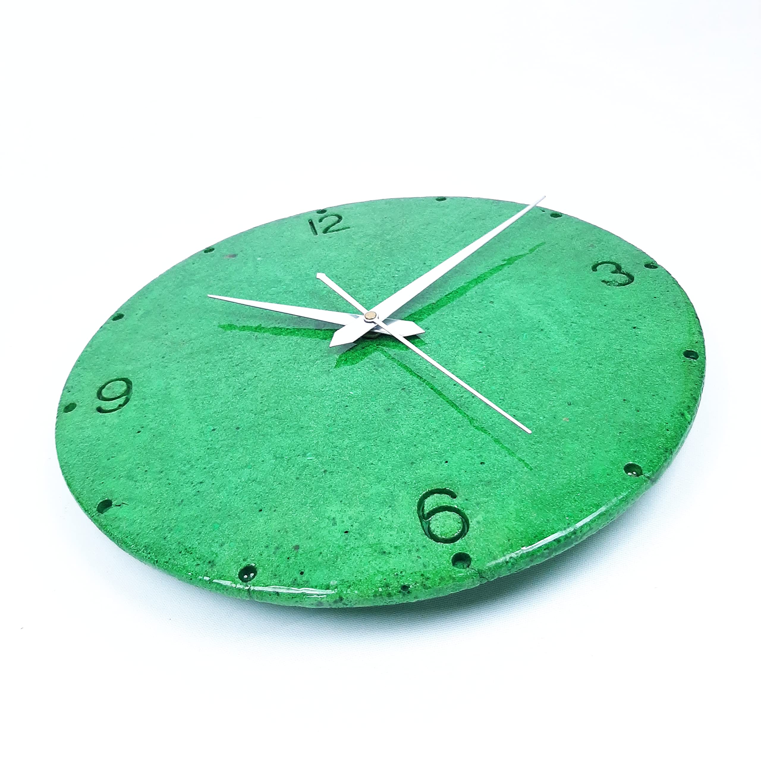 gwoss Concrete Disc Wall Clock GDCLT015 (10 1/2” x 10 1/2”x 1/4”)