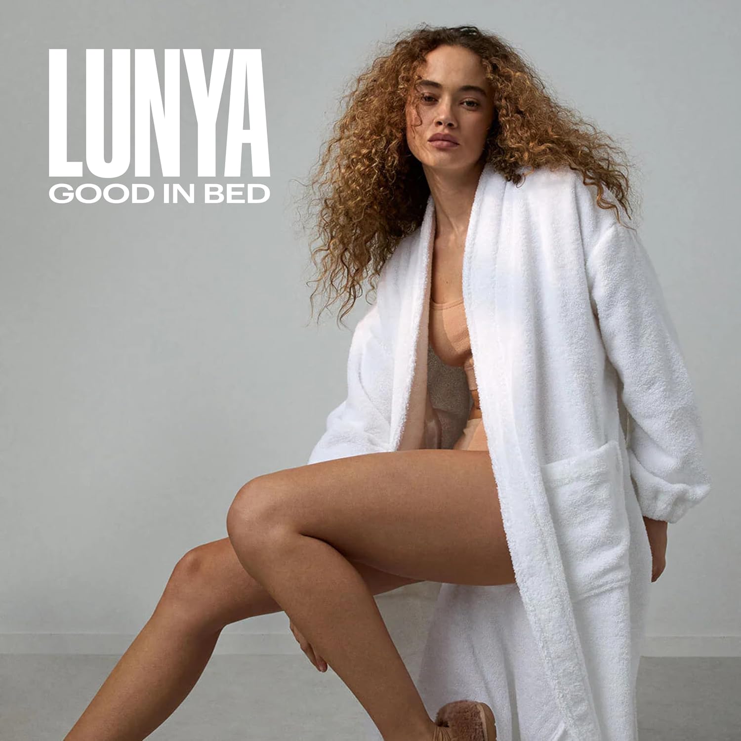 Lunya Spa Terry Cloth Robe - Premium Turkish Cotton Bathrobe with Elastic Cuffs and Pockets - Sincere White