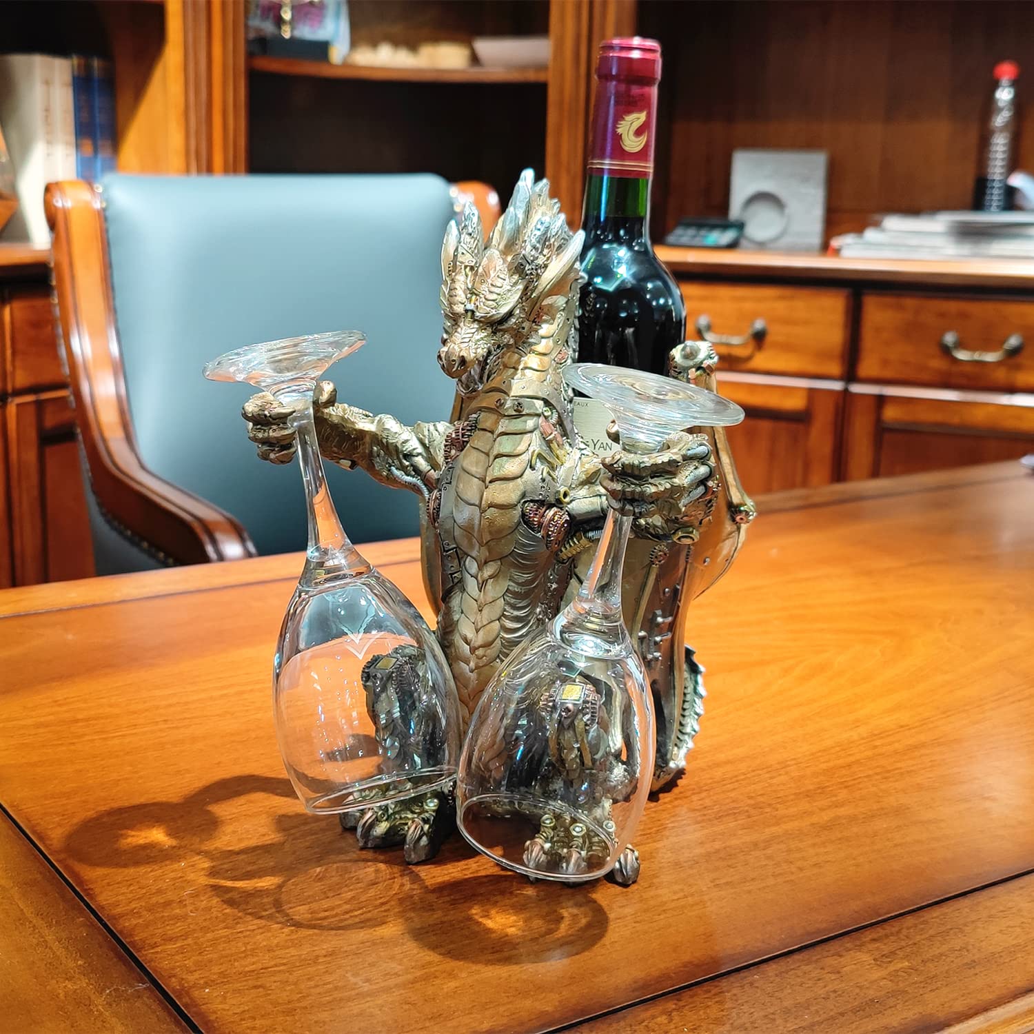 Steampunk - Soporte para botella de vino de dragón con dos soportes para copas de vino, estante de vino, decoración gótica, aspecto metálico, para el hogar, decoración de cueva, regalos para 3