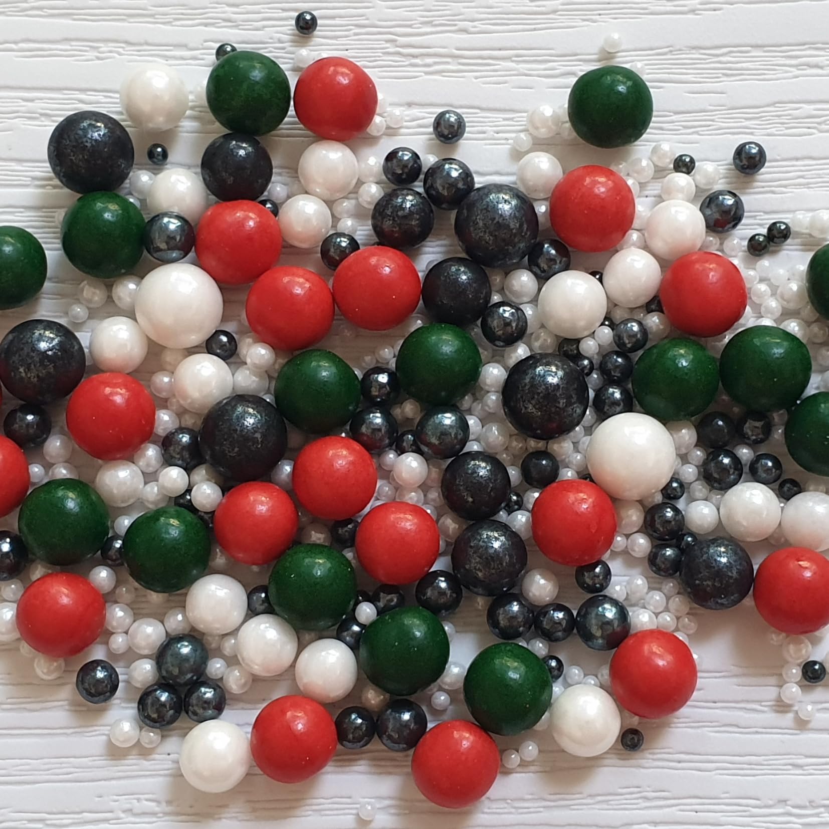 Sugar Chic and Chocolate Balls Mix- VIVA UAE (150g)