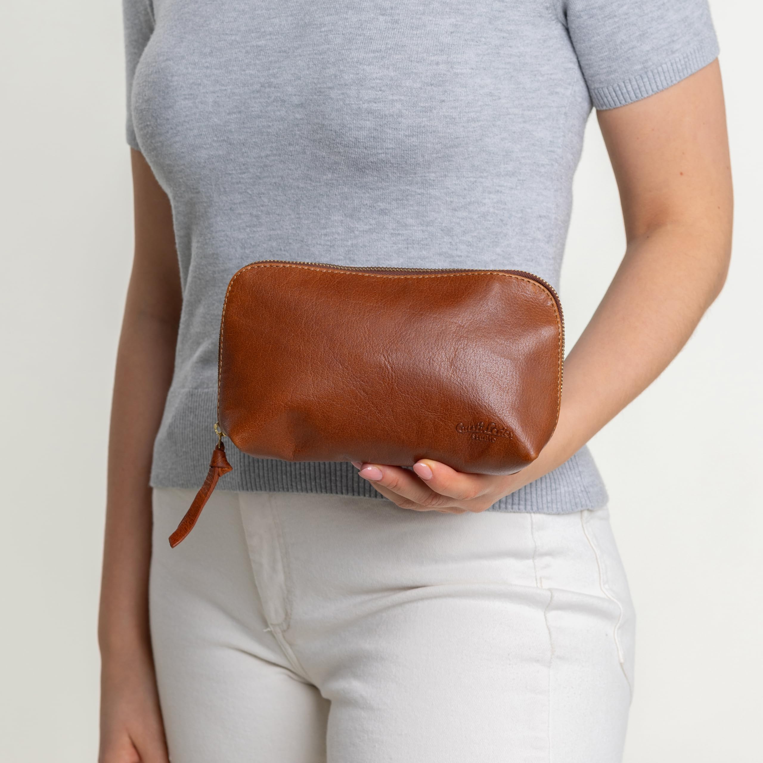 Gusti Neceser De Cuero para Mujer Eli – Neceser para Hombre De Cuero – Bolsa De Aseo Compacta De Cuero De Búfalo Beauty Case Marrón para Viajes Y Uso Diario