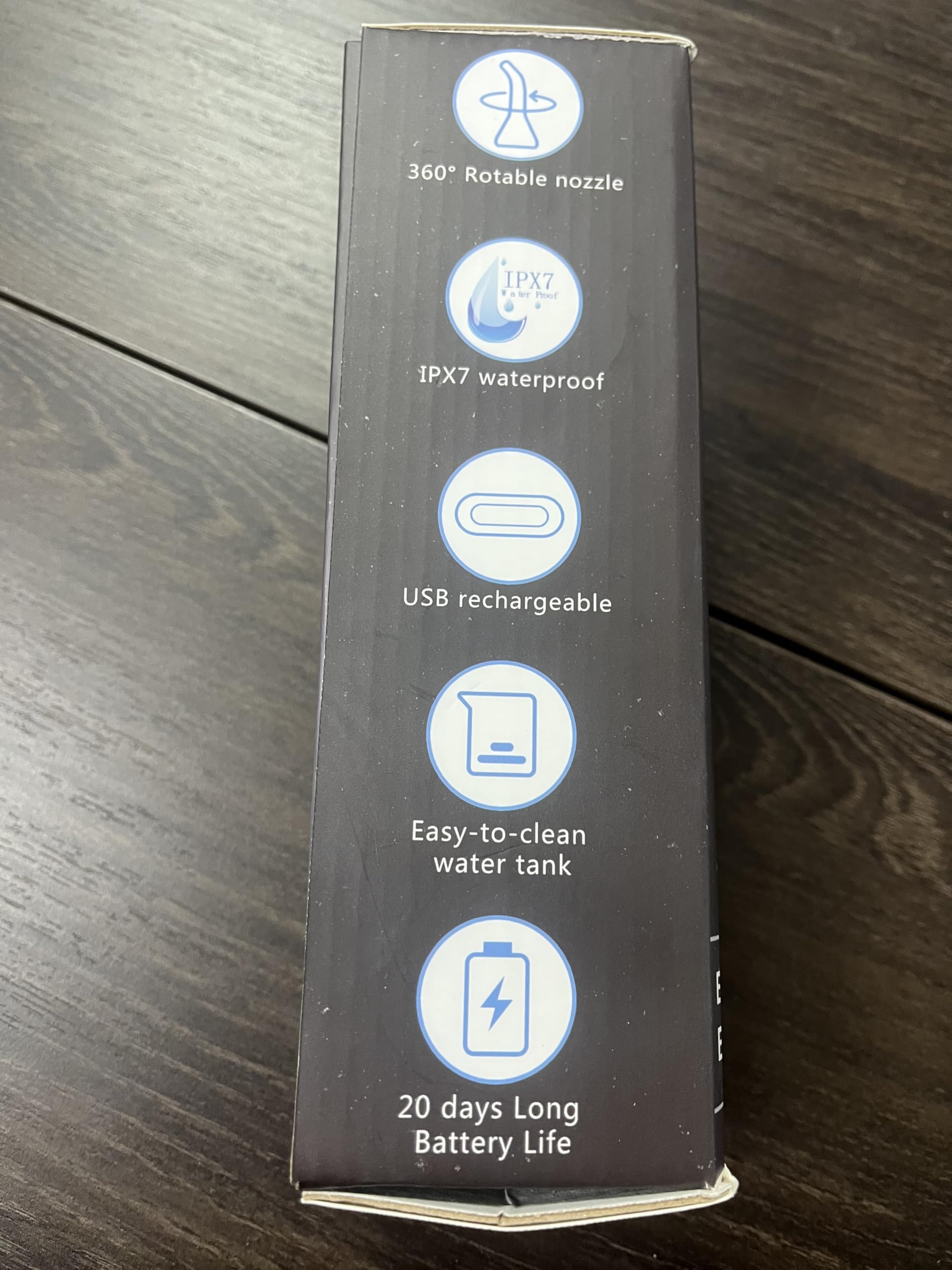 Vexloria Munddusche Kabellos, Elektrische Zahnreiniger Tragbar IPX7 Water Flosser 3 Modi & 4 Düsen, 300ML Zahndusche Oral Munddusche Testsieger für Entfernt Speisereste und Reinigt Die Zähne (Weiß)