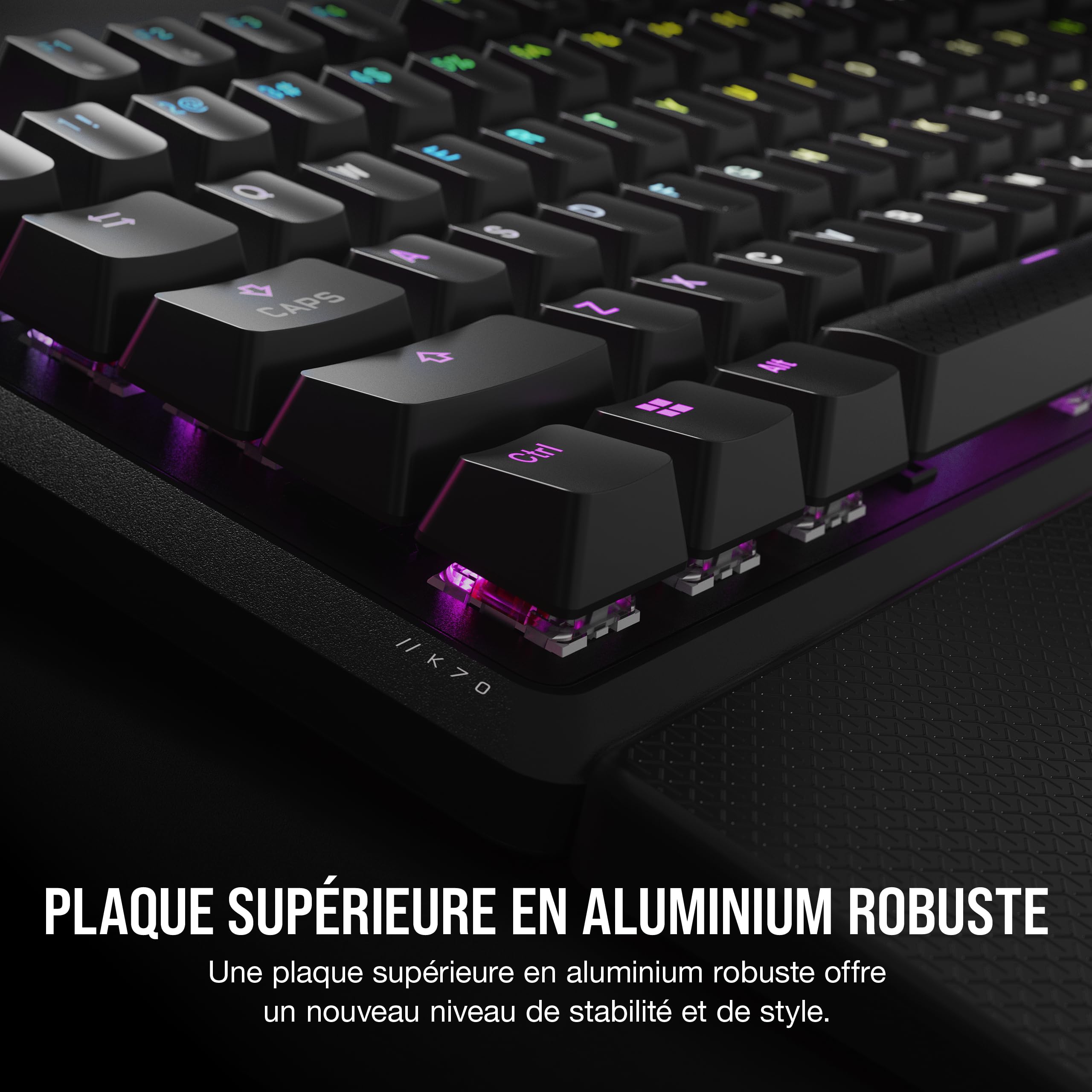 Corsair K70 Core RGB Clavier de Jeu Mécanique Filaire (AZERTY FR) – Noir | Repose-Poignets, Interrupteurs Linéaires Lubrifiés MLX Red, SOCD, Amortissement du Son, Cadran de Contrôle Des Médias