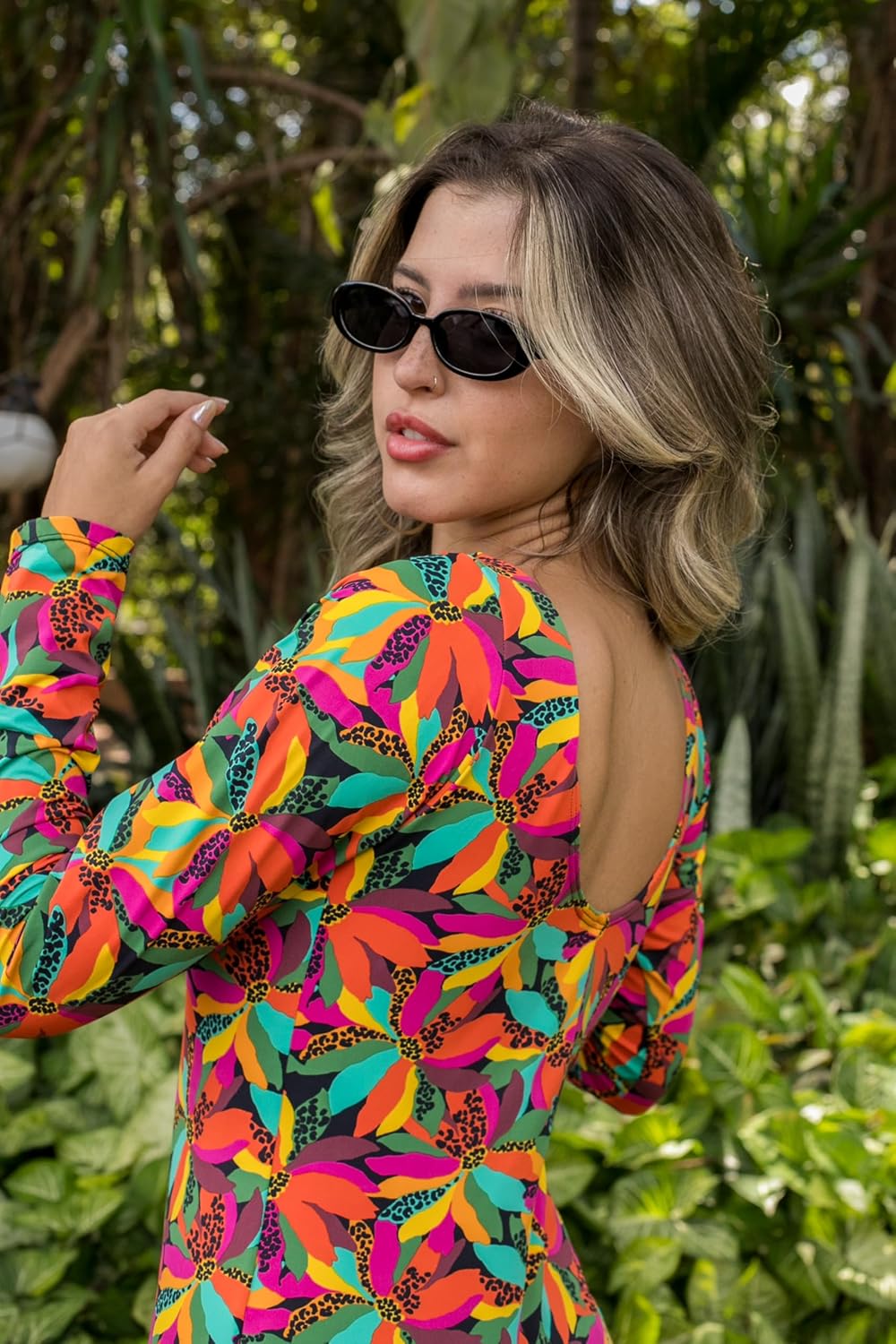 Body Maiô Feminino Manga Longa, Proteção UV, Estampa Colorida em promoção! Veja a oferta e mais achadinhos de Moda praia 3 Hoje é o melhor dia para comprar Body Maiô Feminino Manga Longa, Proteção UV, Estampa Colorida com aquele preço maroto! Promoção! Aproveite a oferta! 3