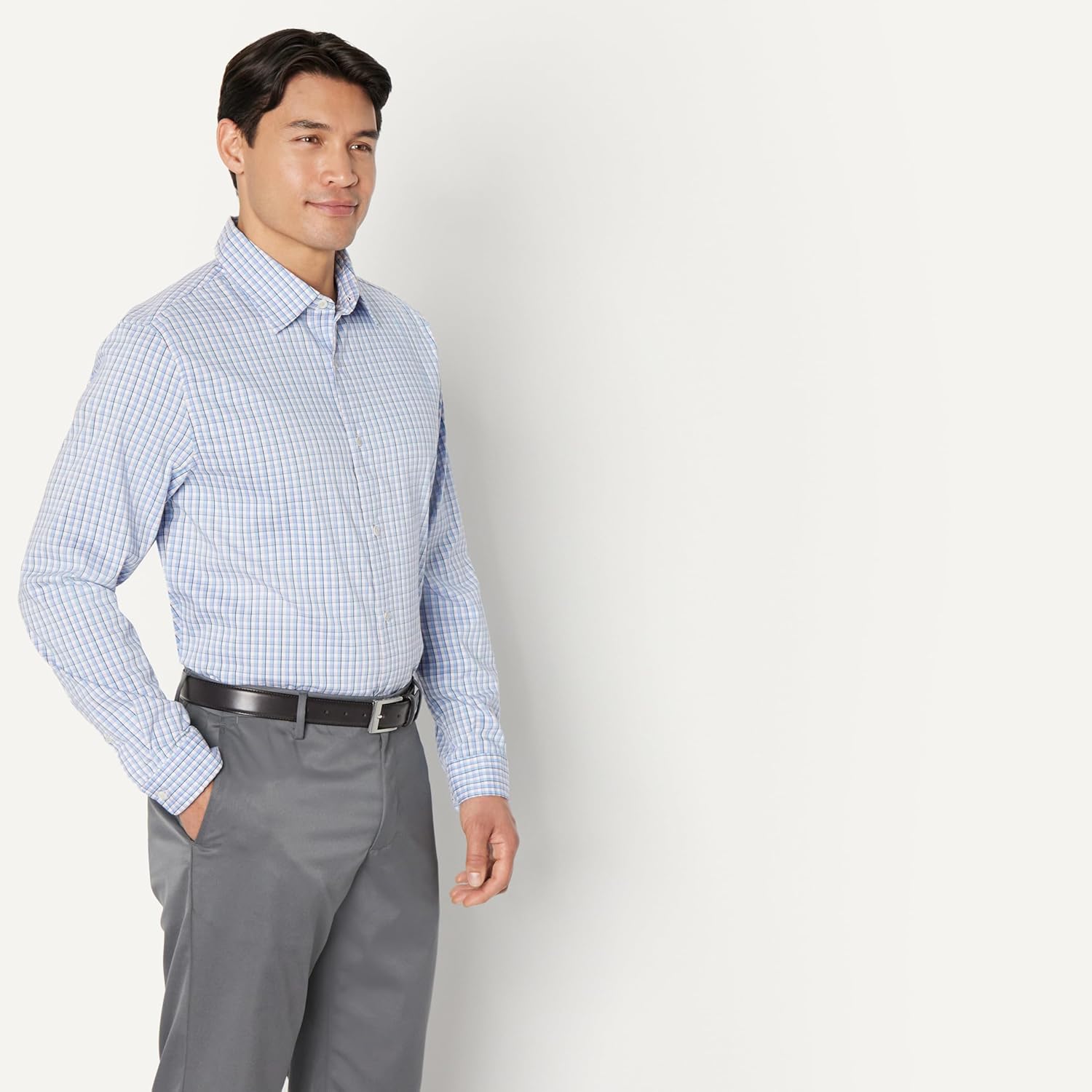 Amazon Essentials Men's Slim Fit Long Sleeve Wrinkle Resistant Stretch Dress Shirt - Image 3