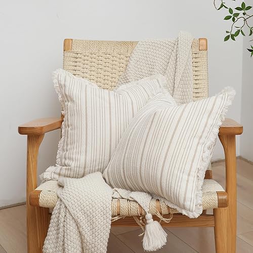 Miniatura 3 de Kiuree Juego de 2 fundas de almohada de granja de 18 x 18 pulgadas, fundas de almohada a rayas con borlas de flecos, fundas de cojín decorativas