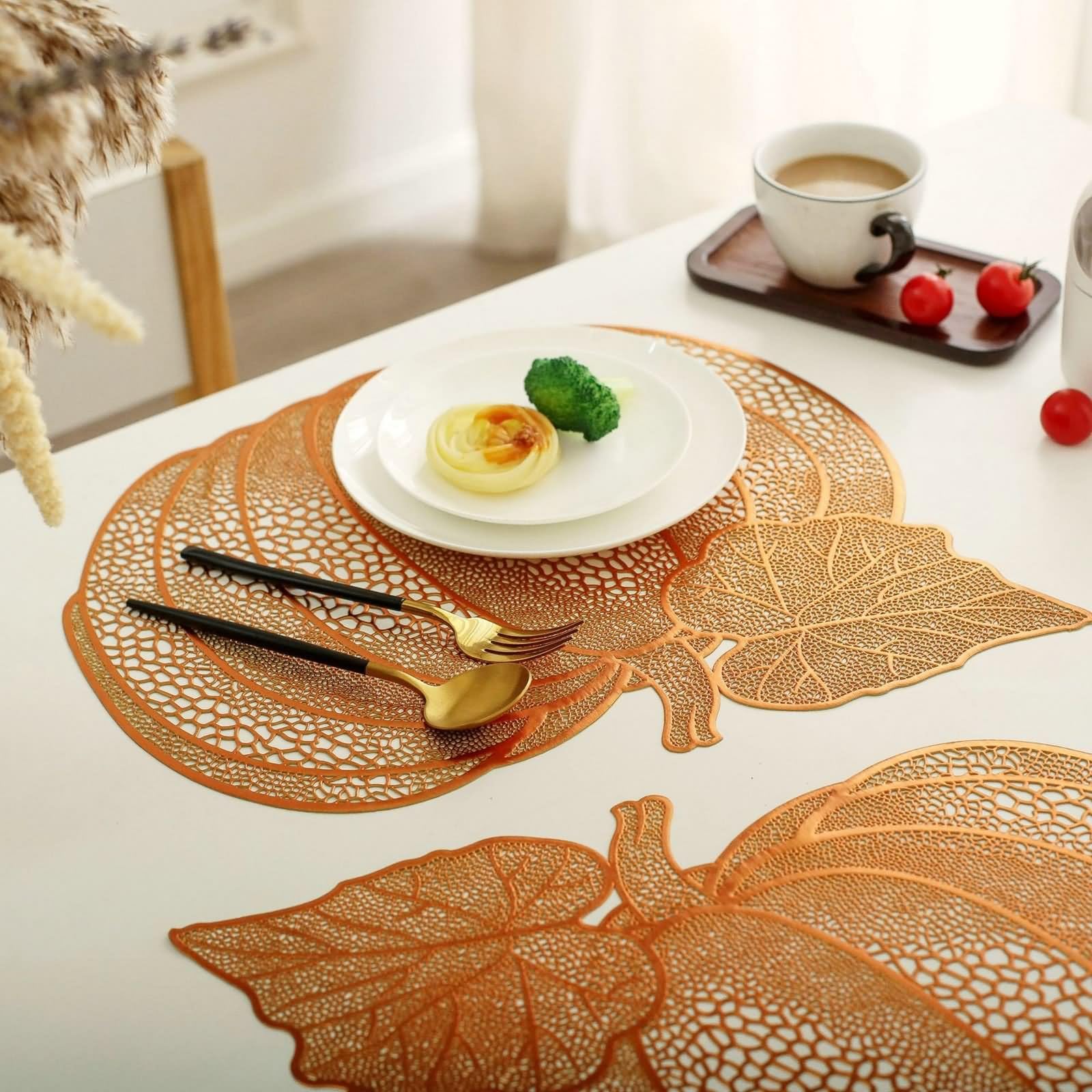Lot de 10 Set de Table Automne Orange, Set de Table XXL 42x40cm en Forme de Citrouille PVC