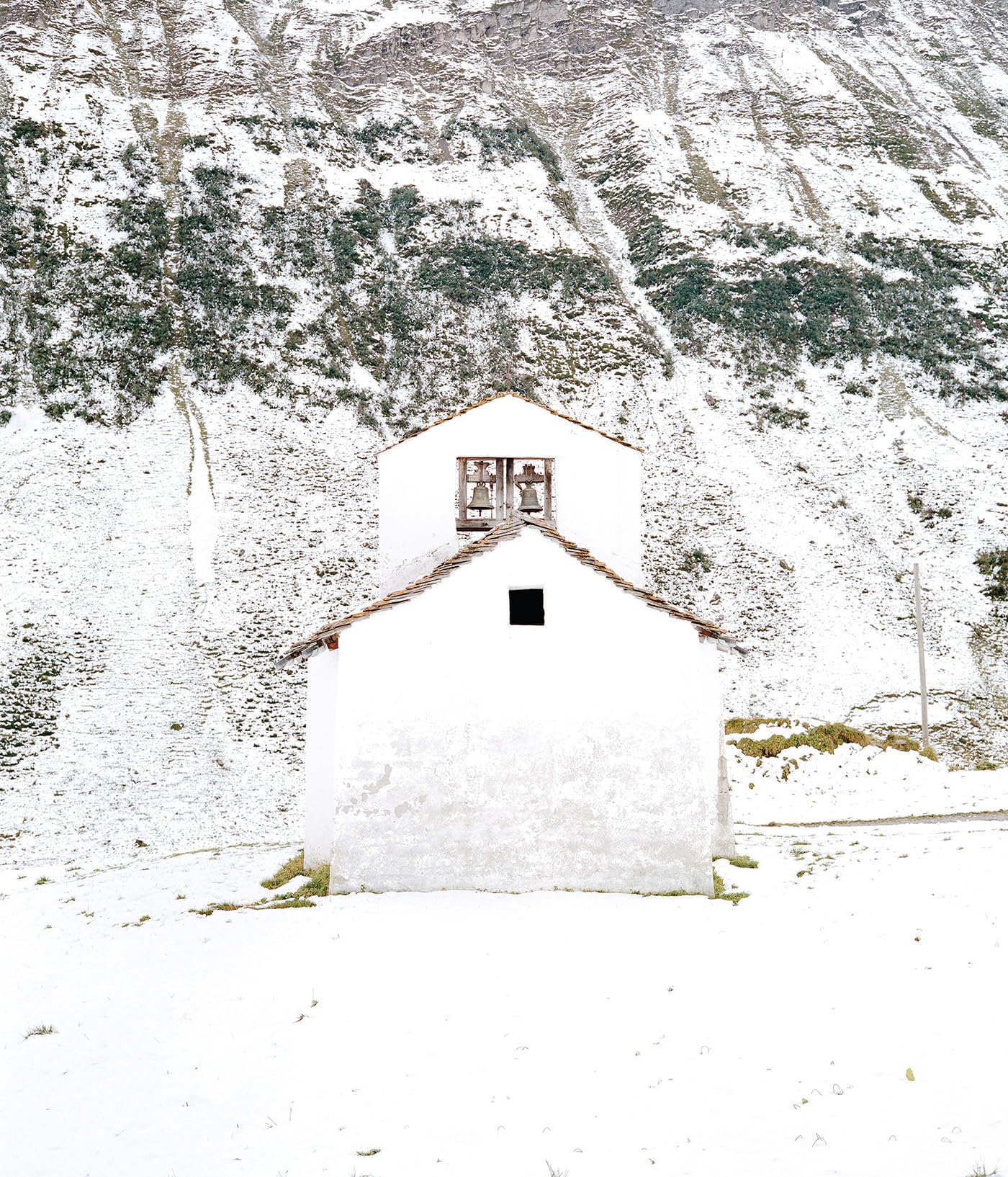 Whitening Heights: Sandro Livio Straube: Berge bleichen