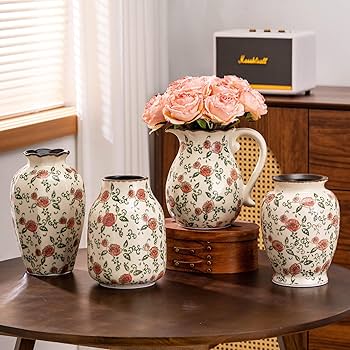 Amazon.com: Green and Beige Vintage Round Vase, Red Rose