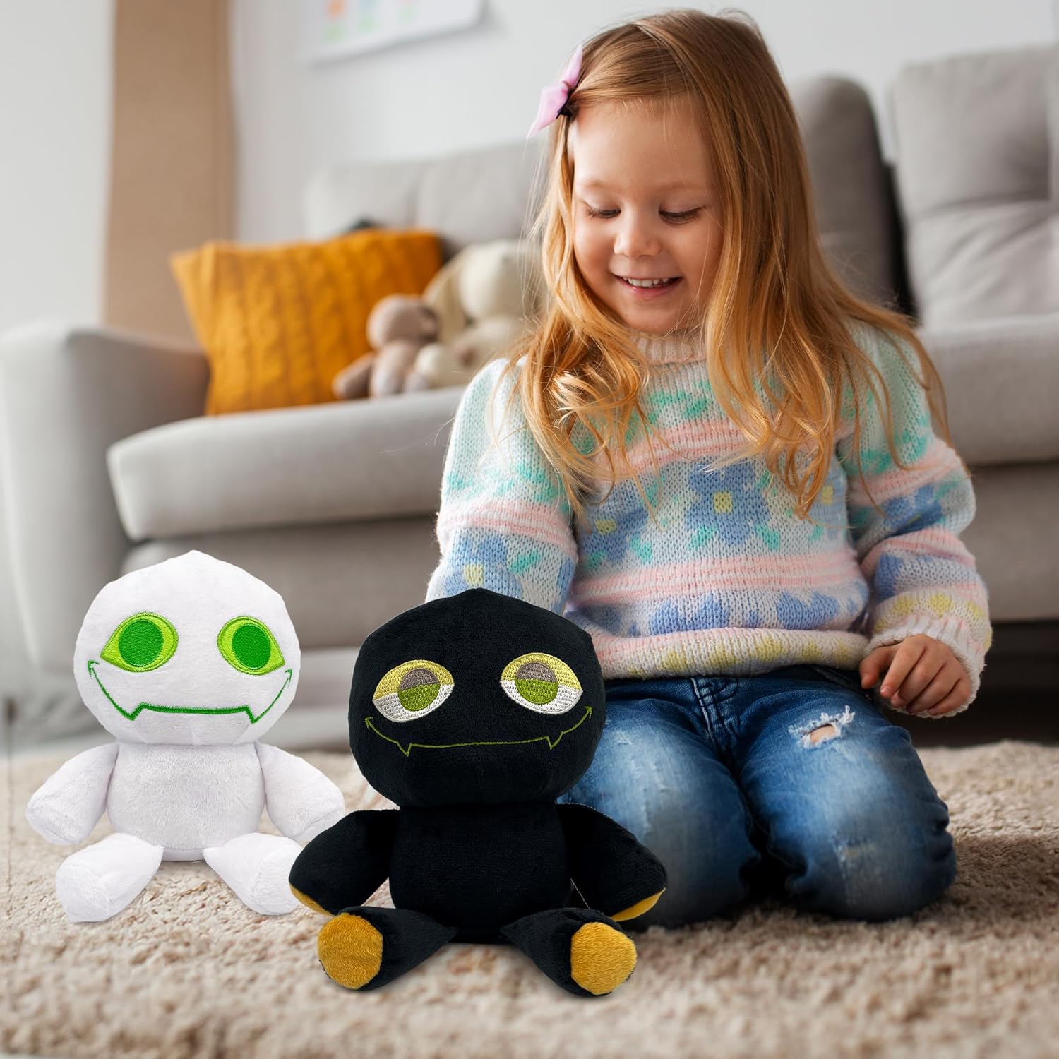 Slap bob Battle Plush (Black - White) Cute Halloween Plush Toy – Soft Stuffed Animal Plushie, Gift for Kids & Adults, Perfect for Birthday, Party