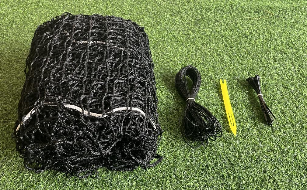 Large Round Bale Hay Net, Knotless Hay Nets for Horses Slow Feed, Heavy Duty Whole Bale Haynet for Round Bale 4x4 or Square Bale 3x3x4-4x4x4