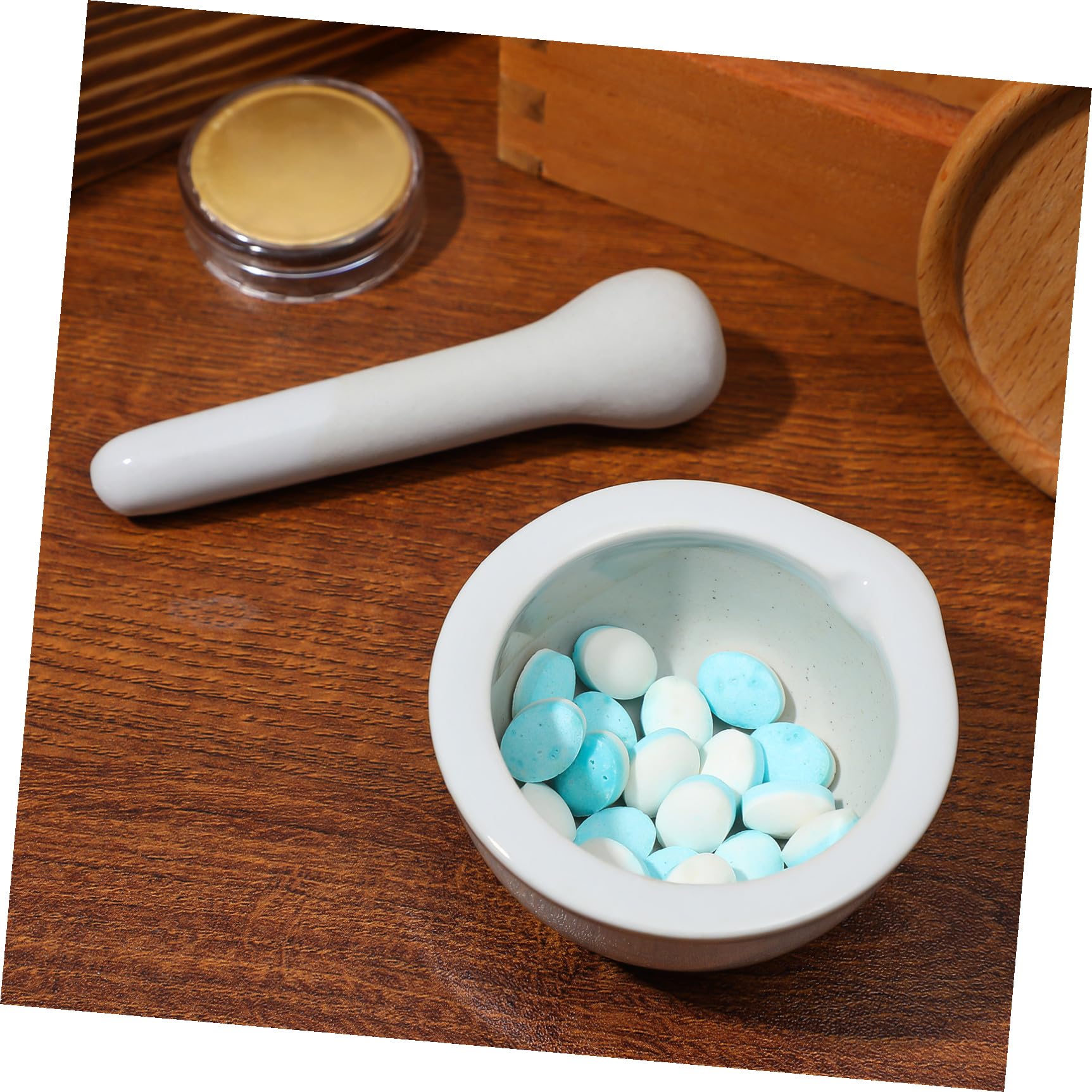 ULTECHNOVO Mortier en Porcelaine 60mm Blanc Pilon – Kit de Broyage pour Épices, Compléments Alimentaires et Pilules – 2 Pièces, Ustensile Cuisine Pratique pour Laboratoire et Usage