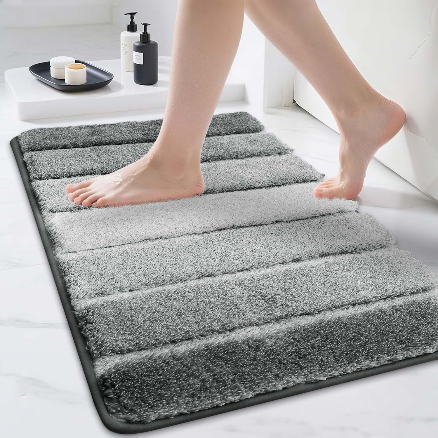 COSY HOMEER Soft Absorbent Bath Mat, 50 x 80 cm, Super Non-Slip Backing Bathroom Mat, Ultra Shaggy Thick Bathroom Foot Mat, Light Grey